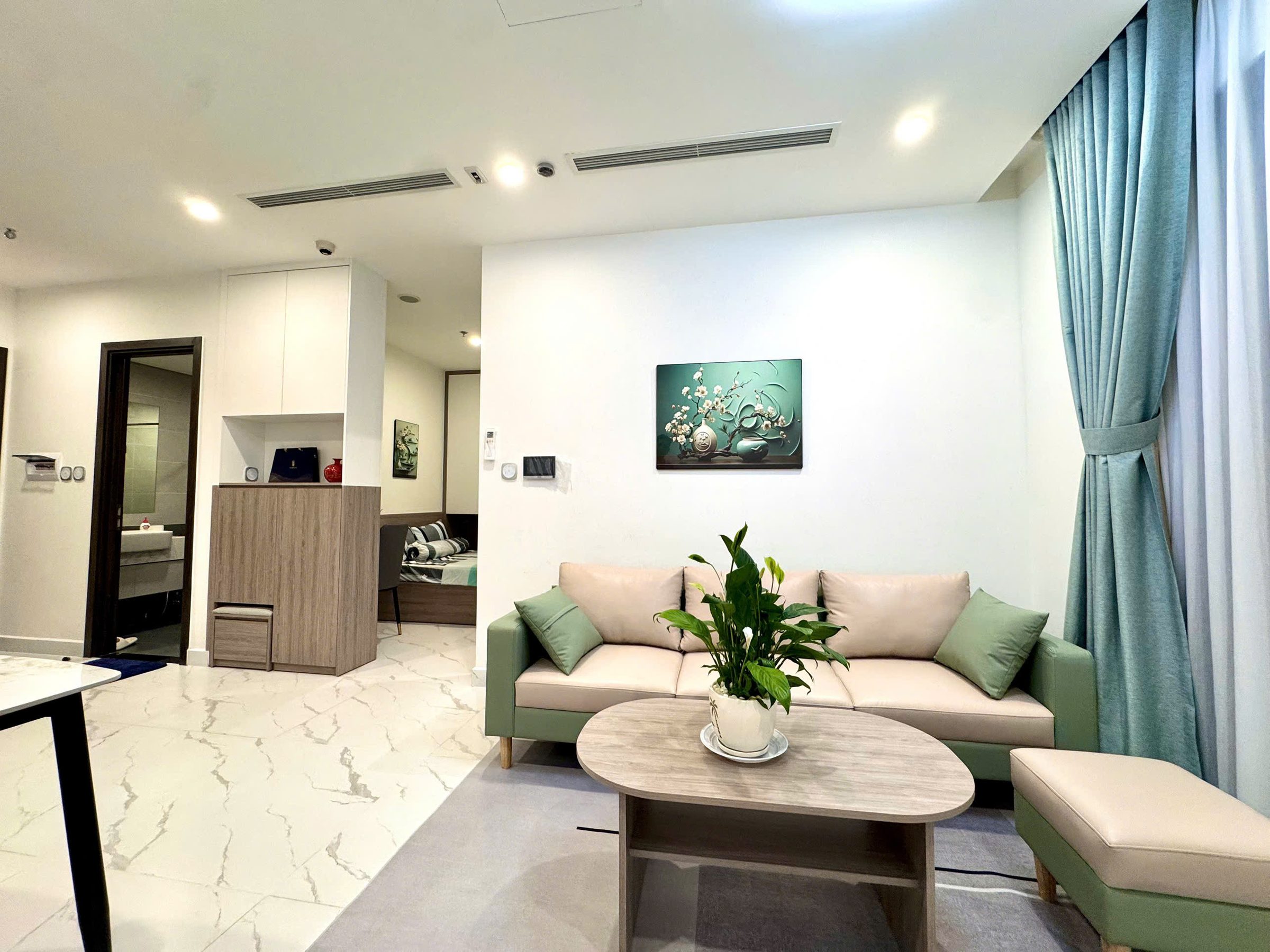 🏡 CHO THUÊ CĂN HỘ 1PN+ VINHOMES GRAND PARK – TÒA OS5 – VIEW HỒ HƠI & CÔNG VIÊN 36HA
🔥 DIỆN TÍCH 55M² – GIÁ CỰC TỐT – NHẬN PHÒNG NGAY!