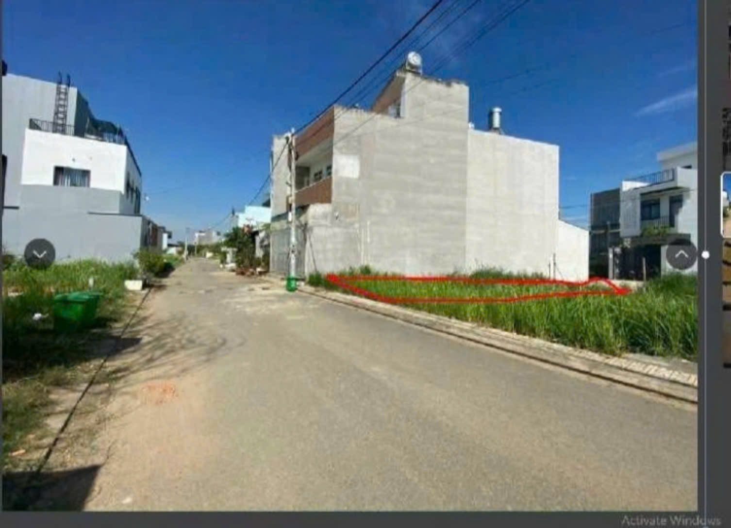 Bán đất 69.5m² full thổ cư ngang 4.2m giá 3.85 tỷ tại Phường Long Trường