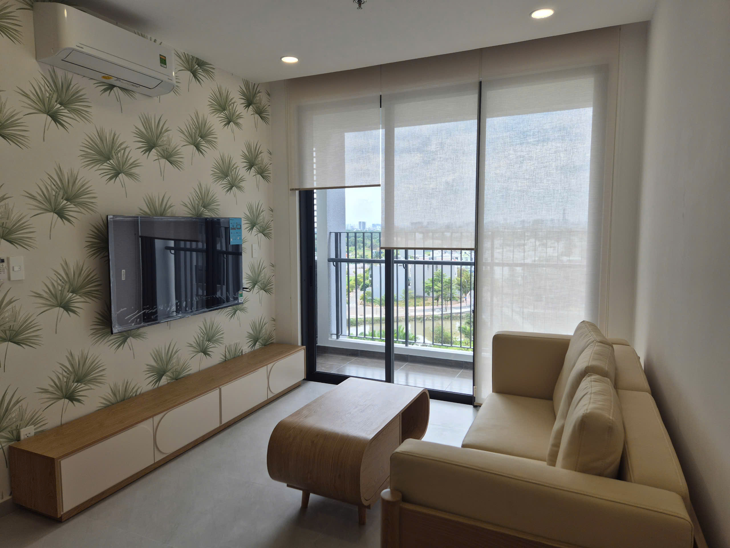 Cho thuê căn 3PN+3WC DT 96m2, góc view sông bao chill, full nội thất chỉ 13 triệu
