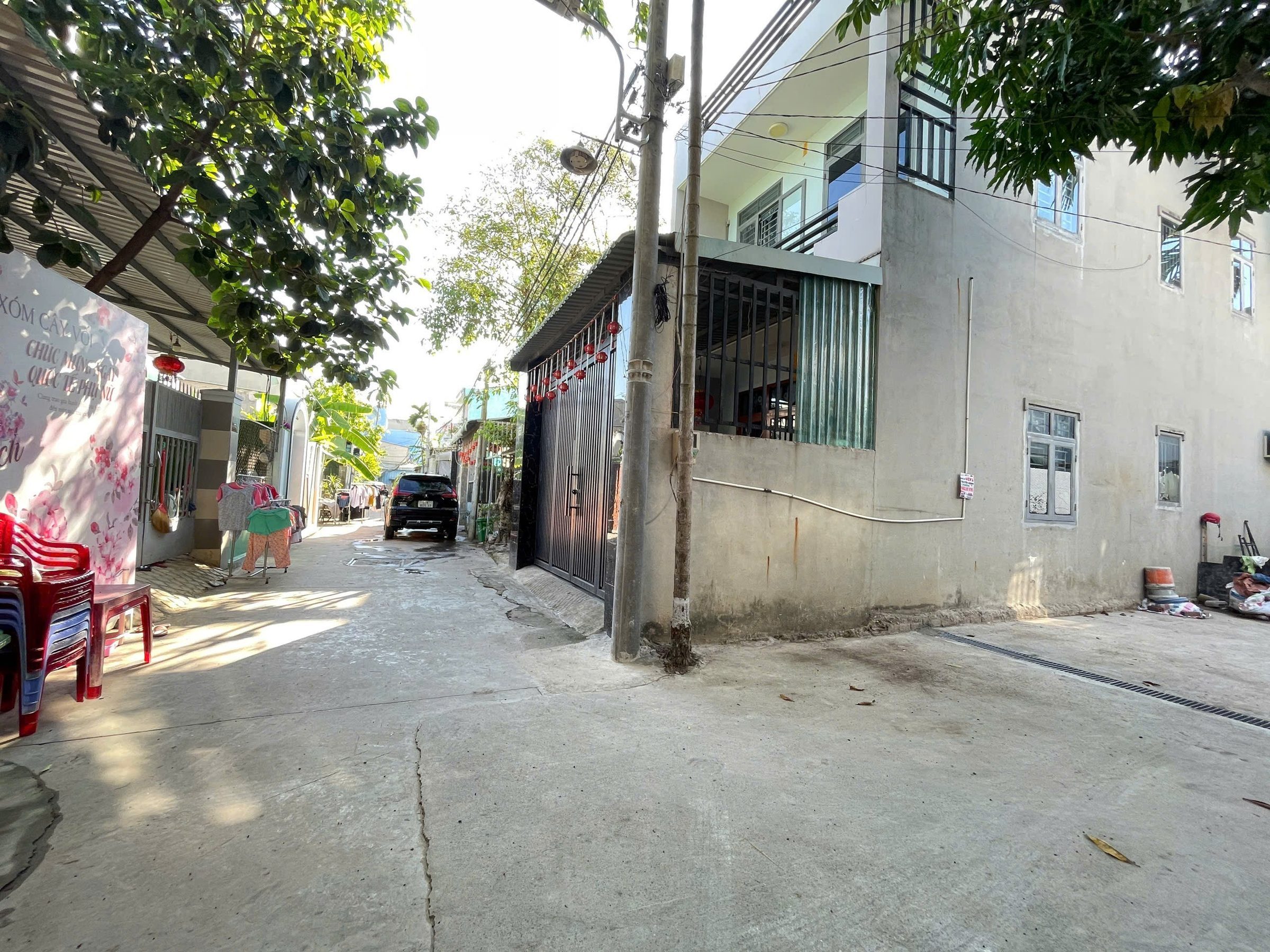 Bán đất ngộp bank giá rẻ 4,49 tỷ - 100m2, hẻm ô tô ngay KDC Tăng Long
