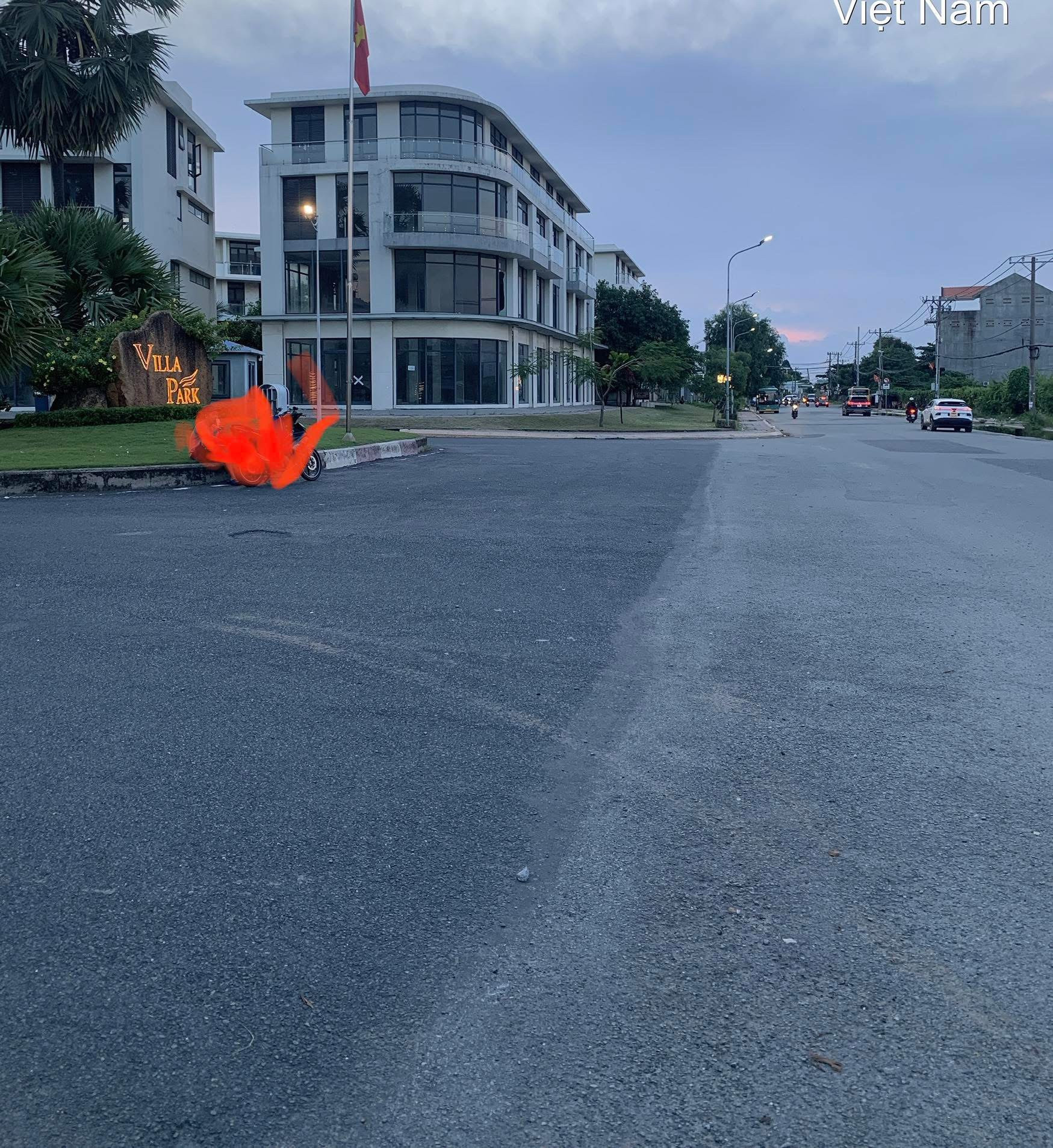 Bưng Ông Thoàn_ Vòng Xoay Liên Phường 52M Giá 3,5 TỶ(TL)