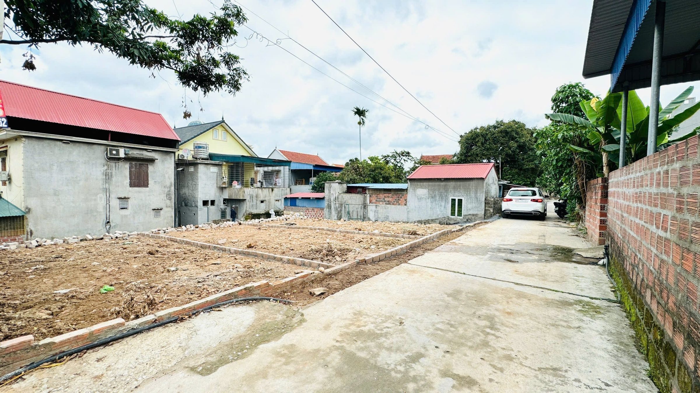 05.2026.Bán đất 60m² full thổ cư ngang 4,88m. đường thôn 4m.  giá 1.39 tỷ tại Phường Lưu Kiếm( Đông Sơn) liên hệ 0362558882