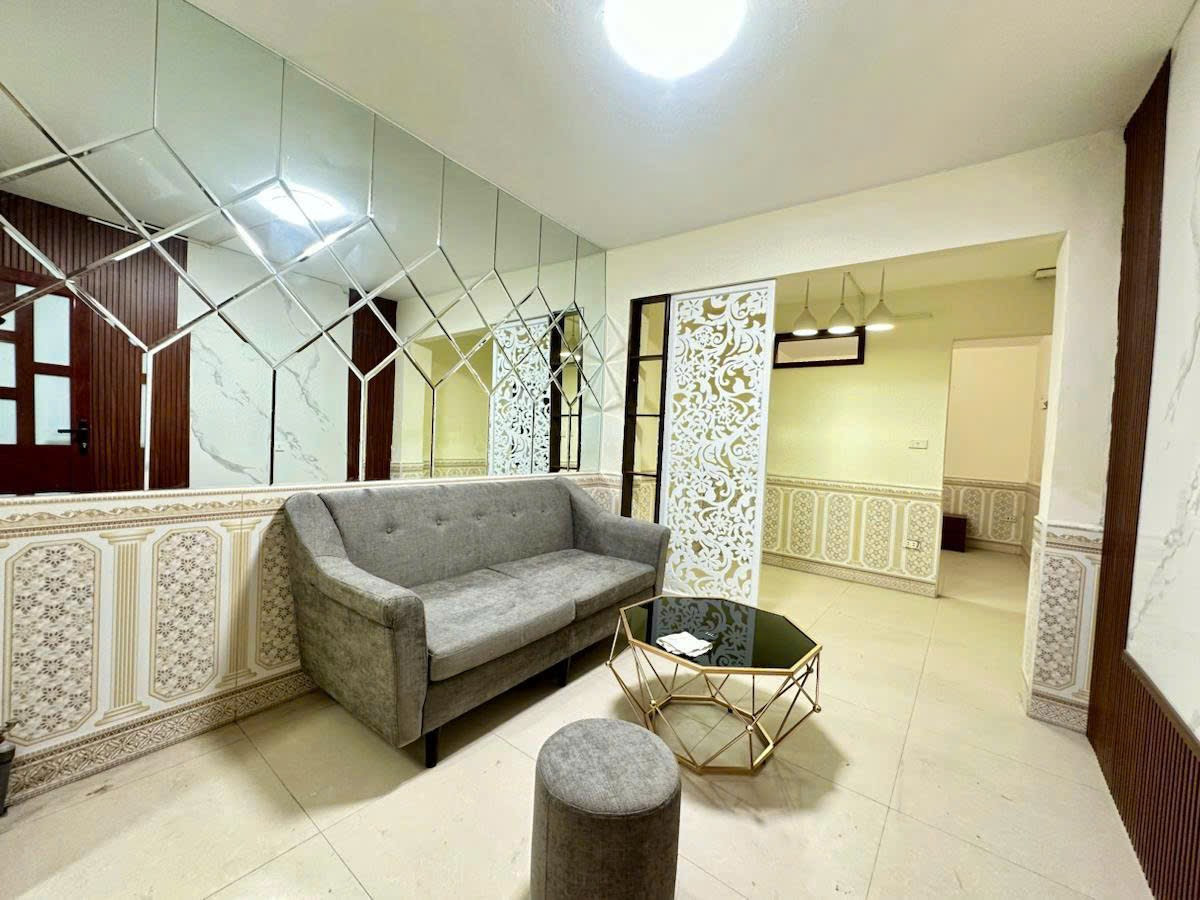 Cho Thuê Căn Hộ TT Tầng 1 Khu C10 Mai Động - Hoàng Mai 60M² Vừa Ở, Vừa Kinh Doanh - Giá Thuê 10tr