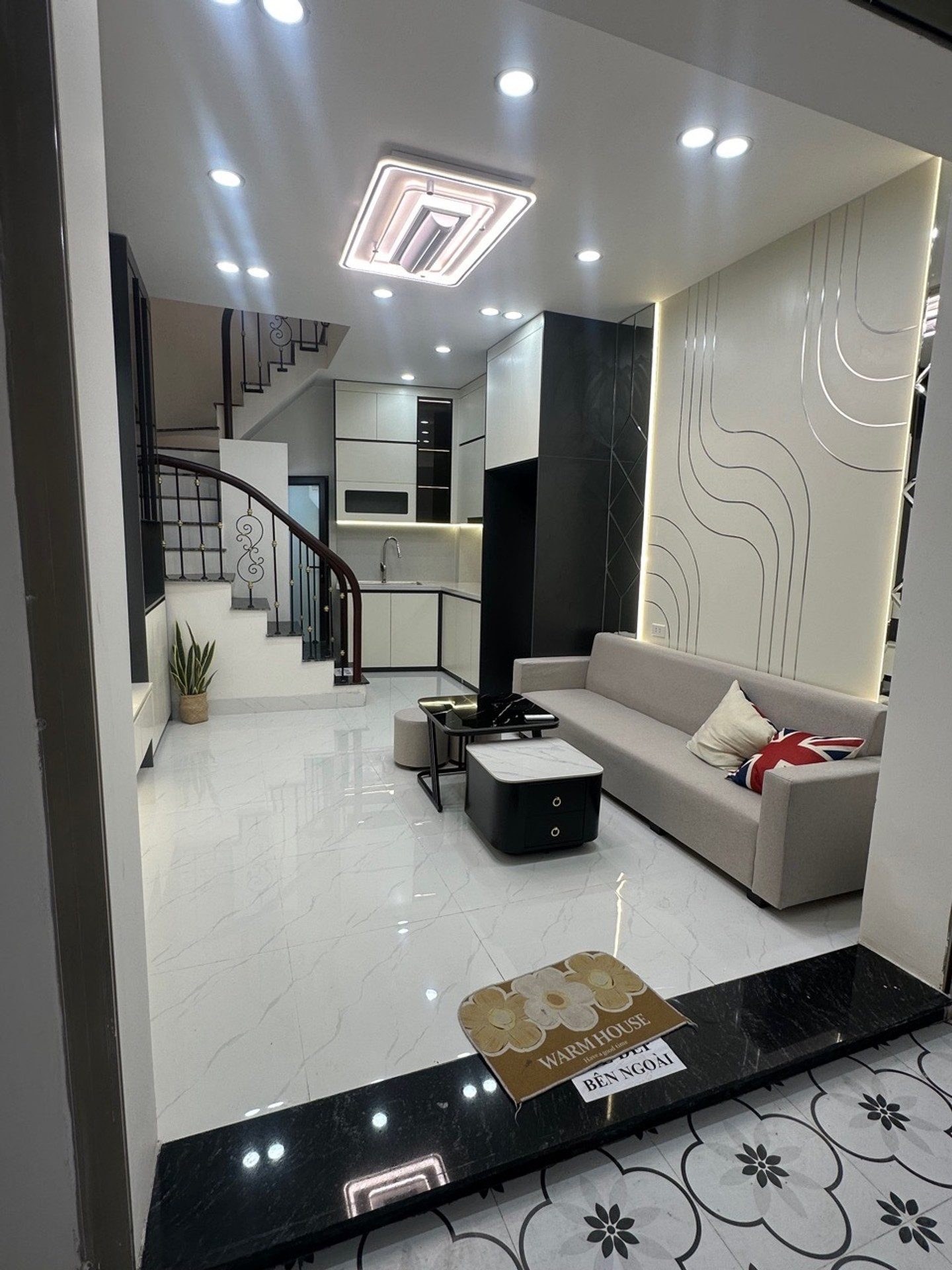 🏡 MINH KHAI TẦM TIỀN 5TỶ SỔ ĐỎ RIÊNG
