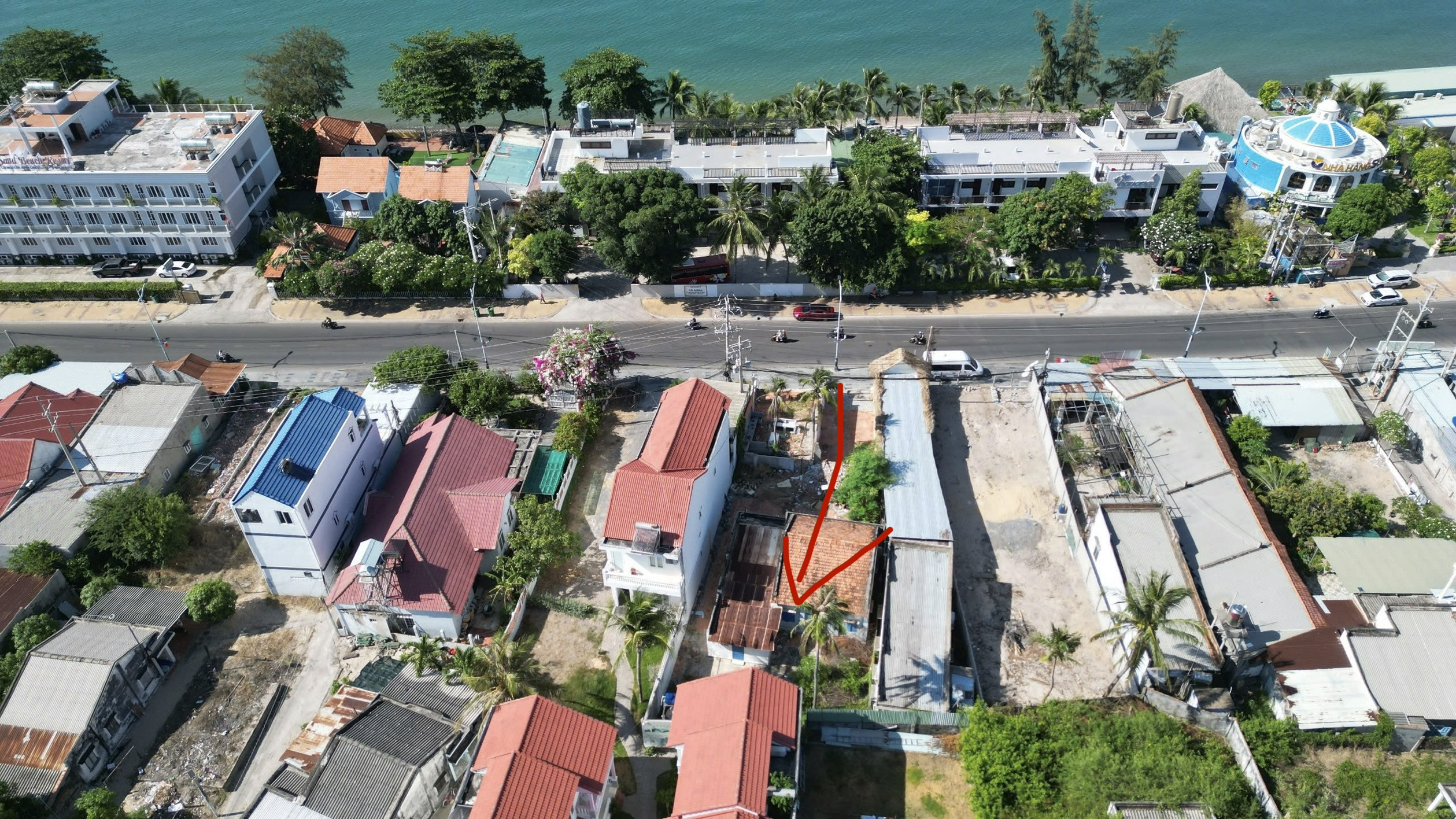Bán 275m2 có 140m2 tmdv mặt đường Nguyễn Đình Chiểu, trung tâm Kp tây. Giá 11 tỷ Lvcc 0982482666