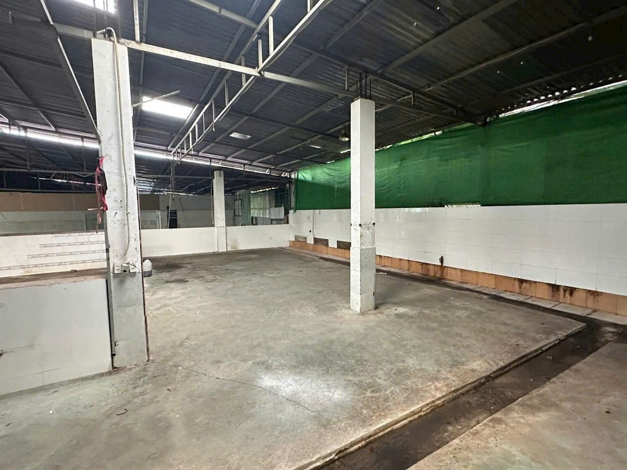 Cần cho thuê nhà xưởng