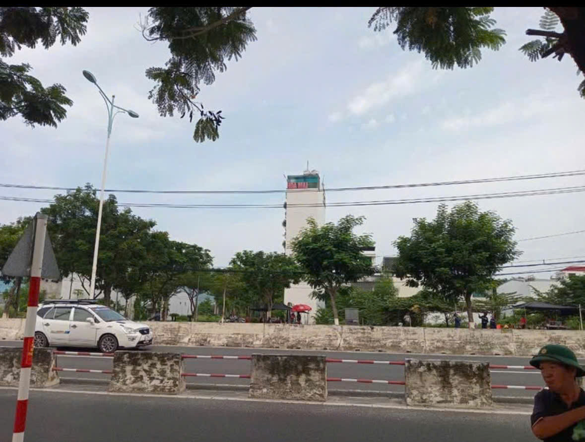 Bán đất 246.1m² ngang 10m giá 11.08 tỷ Phường Nam Nha Trang