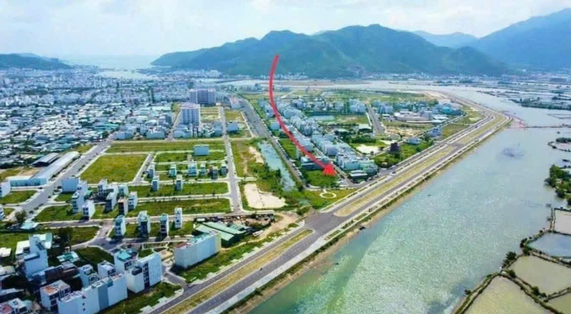 Bán đất 169.5m² ngang 8.66m giá 16.95 tỷ Phường Nam Nha Trang