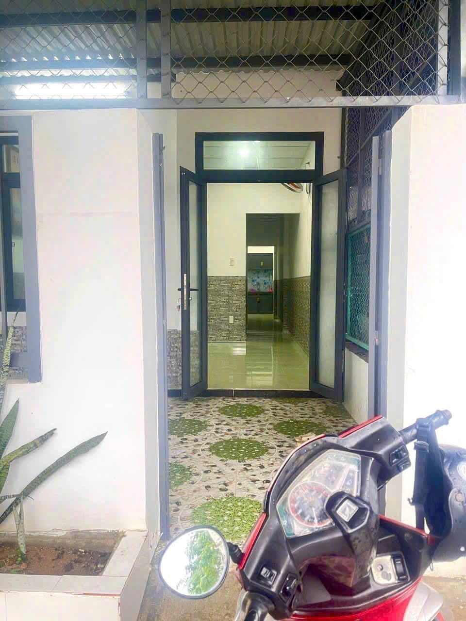 Bán nhà cấp 4 đường 13m - TDC đất lành , Nam Nha Trang