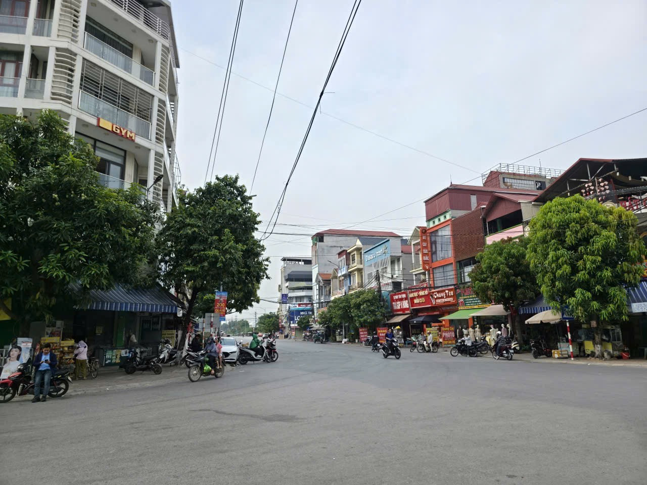 Bán đất giãn dân làn 2 chợ đa cấu nam sơn. Kinh doanh tốt. Diện tích 83m mặt tiền 7m hướng tây bắc. Phường nam sơn tỉnh bắc ninh