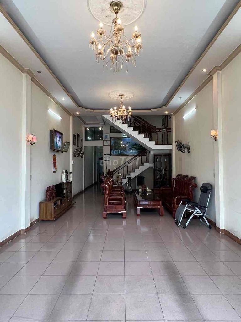 Bán nhà 100m² full thổ cư ngang 5m giá 6.5 tỷ tại Phường Nghĩa Lộ