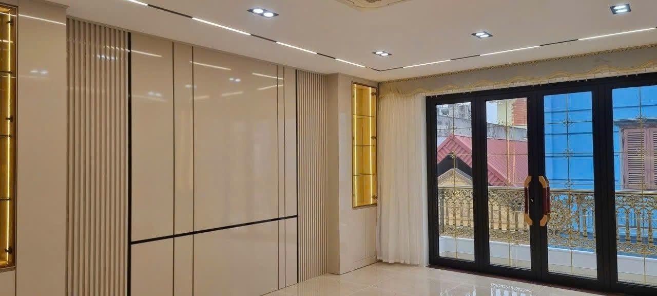 Cho Thuê Nhà Phạm Tuấn Tài - Cầu Giấy 50M² 6 Tầng Thang Máy - Nội Thất CB - Ở, Kinh Doanh VP... Ô Tô Đỗ Cửa - Giá Thuê 35tr