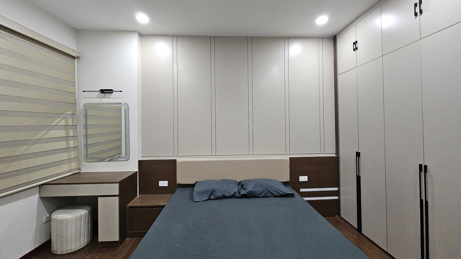 Bán nhà Hoàng Hoa Thám 30/35m² ngang 3,6m giá 9.7 tỷ Phường Ngọc Hà (MUA/BÁN BĐS nhắn tin Zalo 0862299066)