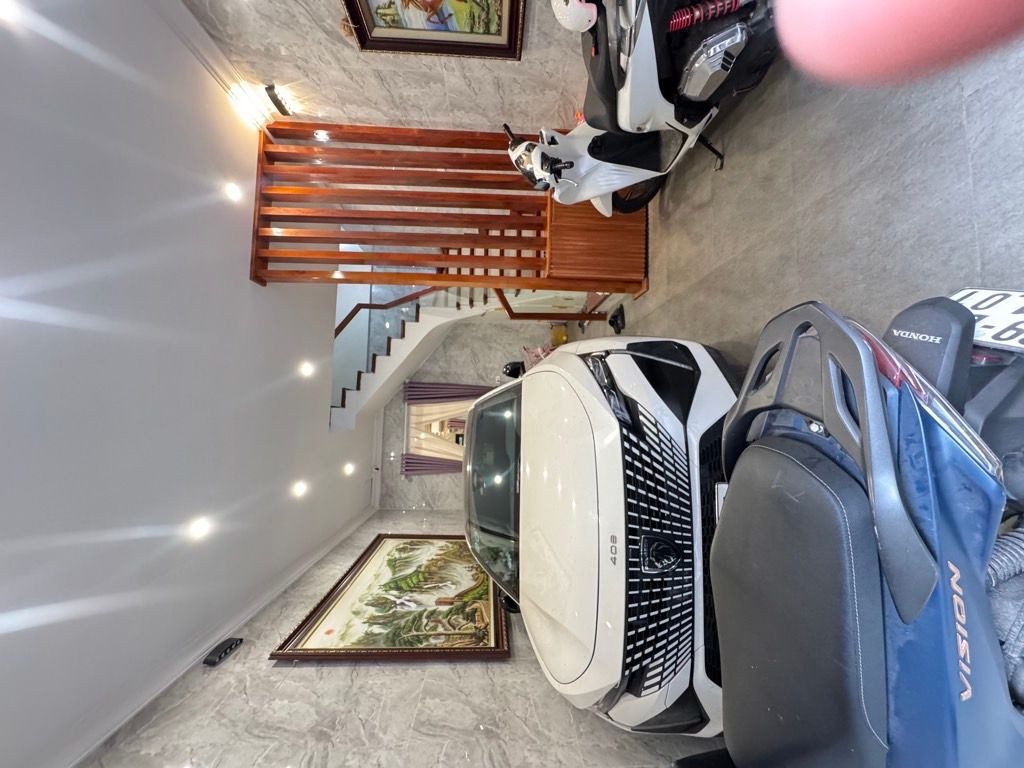 Bán nhà riêng phố Hoàng Hoa Thám, Ba Đình 60.2m², MT4,3m giá 25 tỷ tại Phường Ngọc Hà