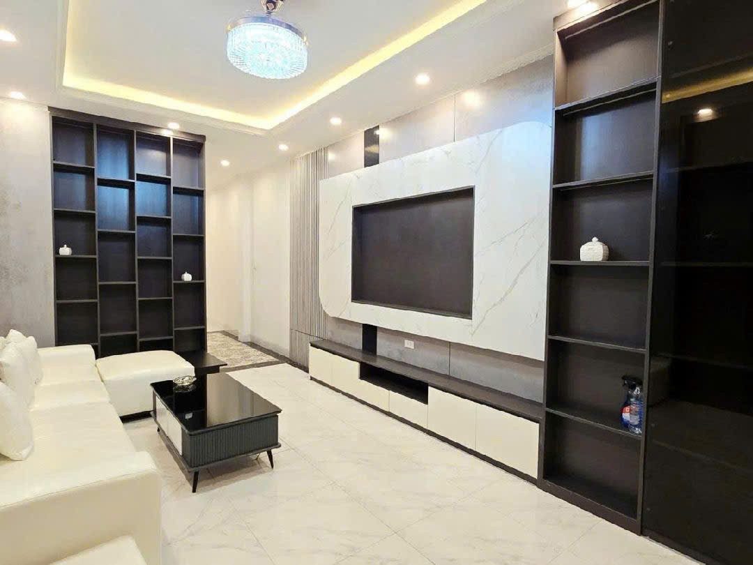 Bán Nhà Hồng Tiến 55m² x 6 tầng, thang máy, giá nhỉnh 14 tỷ, Long Biên