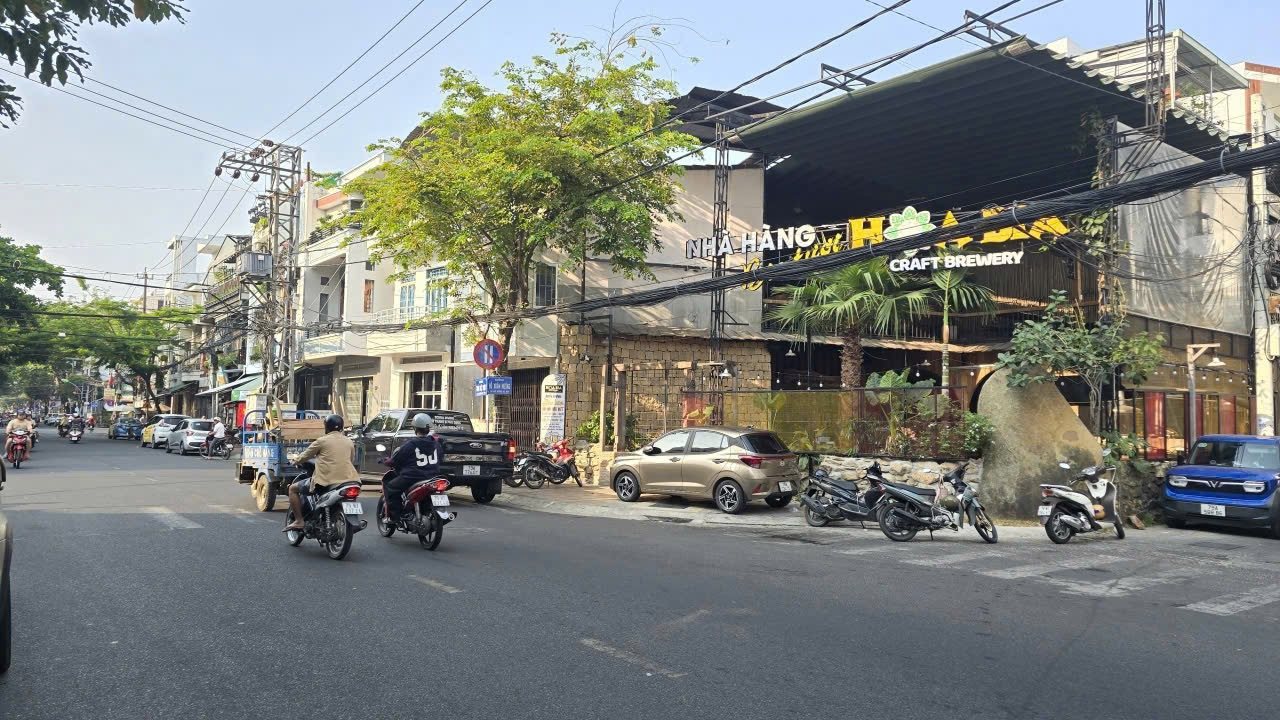 🌈Bán Đất Mặt Đường Trần Nhật Duật, Phường Nha Trang. Giá 13,5 Tỷ
👉 Tiện ích xung quanh đầy đủ
• Vị trí Kinh Doanh Nhộn Nhịp
• DT : 72m2 -- ngang 4,35m.
