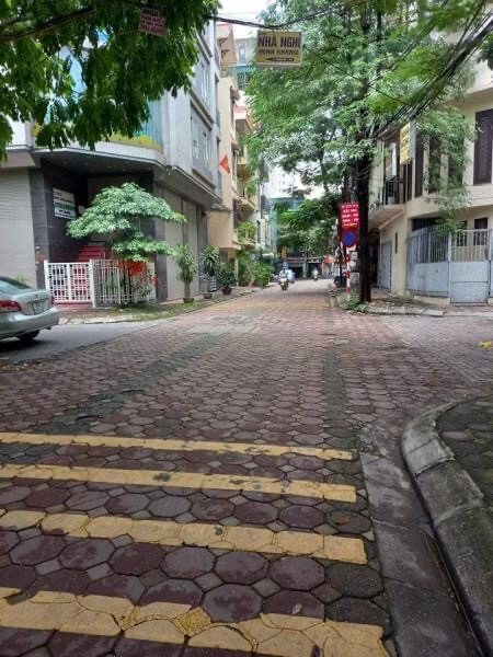 Bán đất Khuất Duy Tiến 50m² mặt tiền 4,6m xây tòa nhà văn phòng 7 tầng