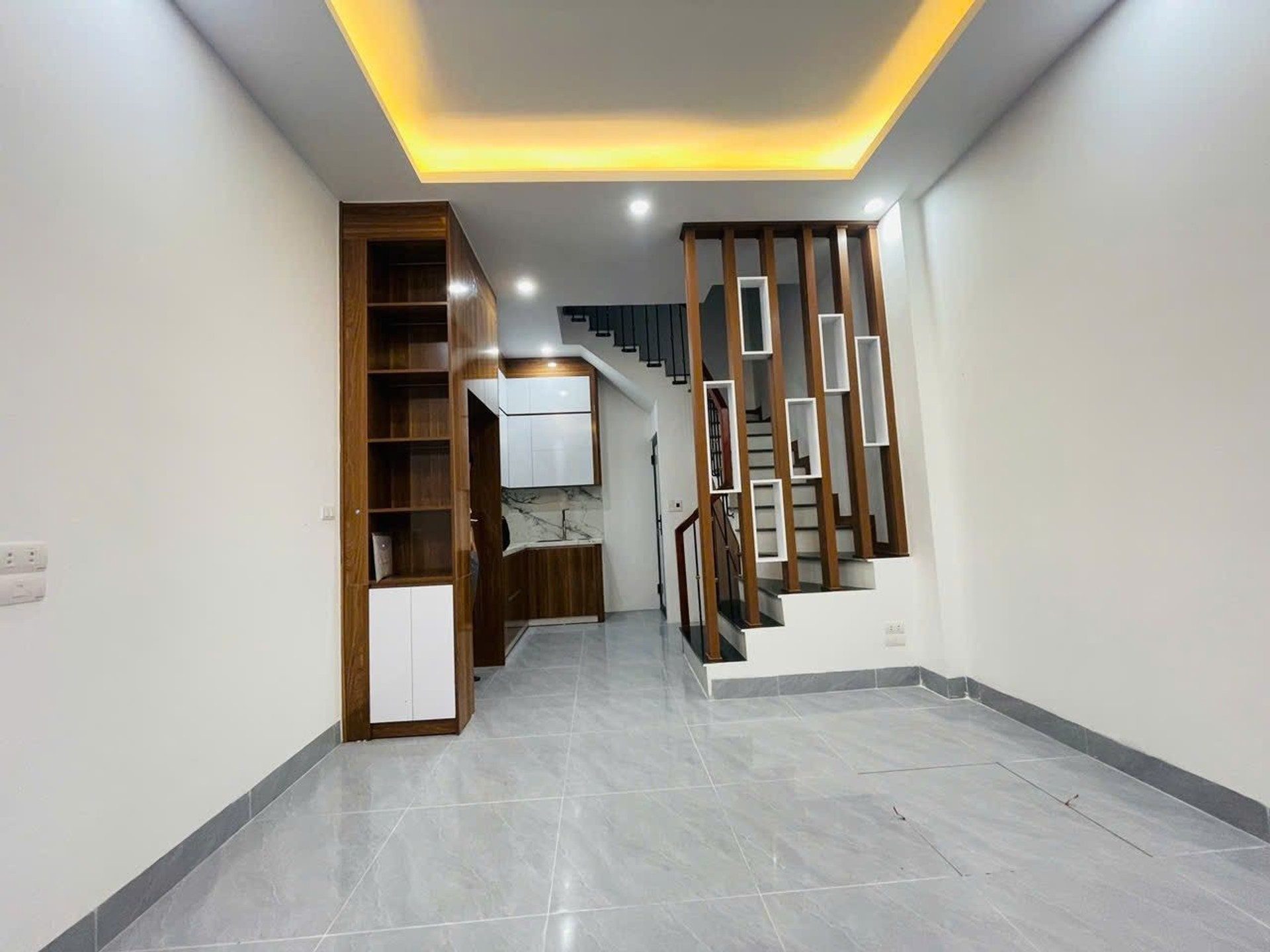 Bán nhà Quan Nhân, Thanh Xuân – Giá 7.1 tỷ – DT 28m² x 5 tầng – MT 3.7m – Trung tâm, Tiện ích bạt ngàn, Nhà mới