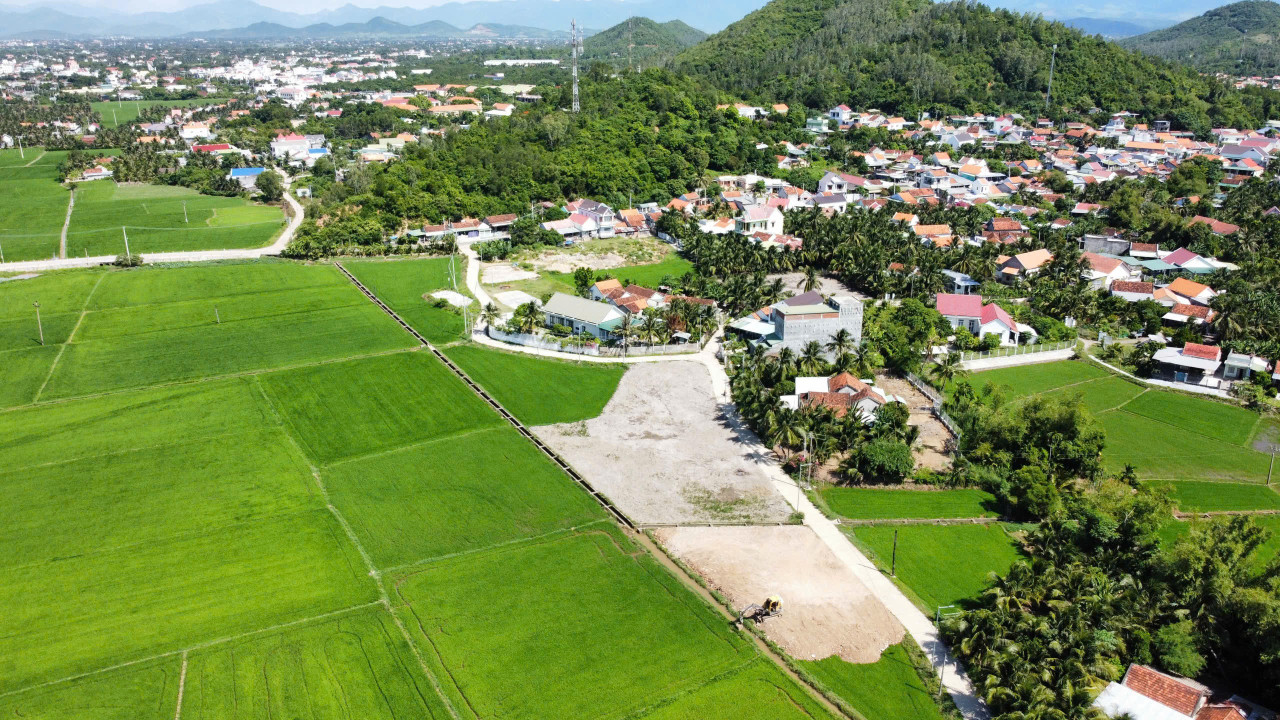 0763615365 Bán đất 220,8m² giá 490 triệu Phường Ninh Hòa Z275