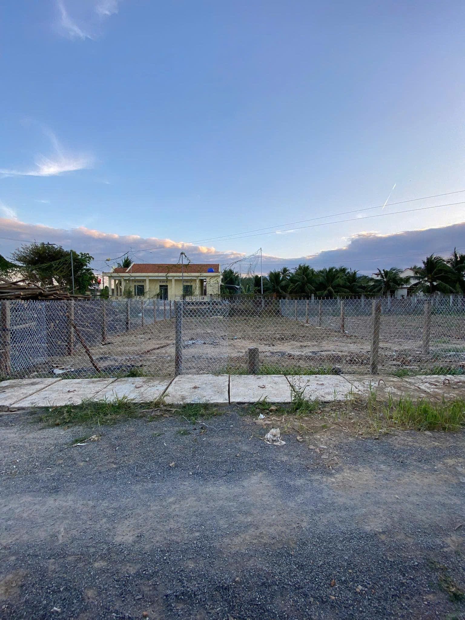 0938113403 Bán Đất 100m² thổ cư 100m² giá 590 triệu tại Phường Ninh Hòa Khánh Hòa Z624