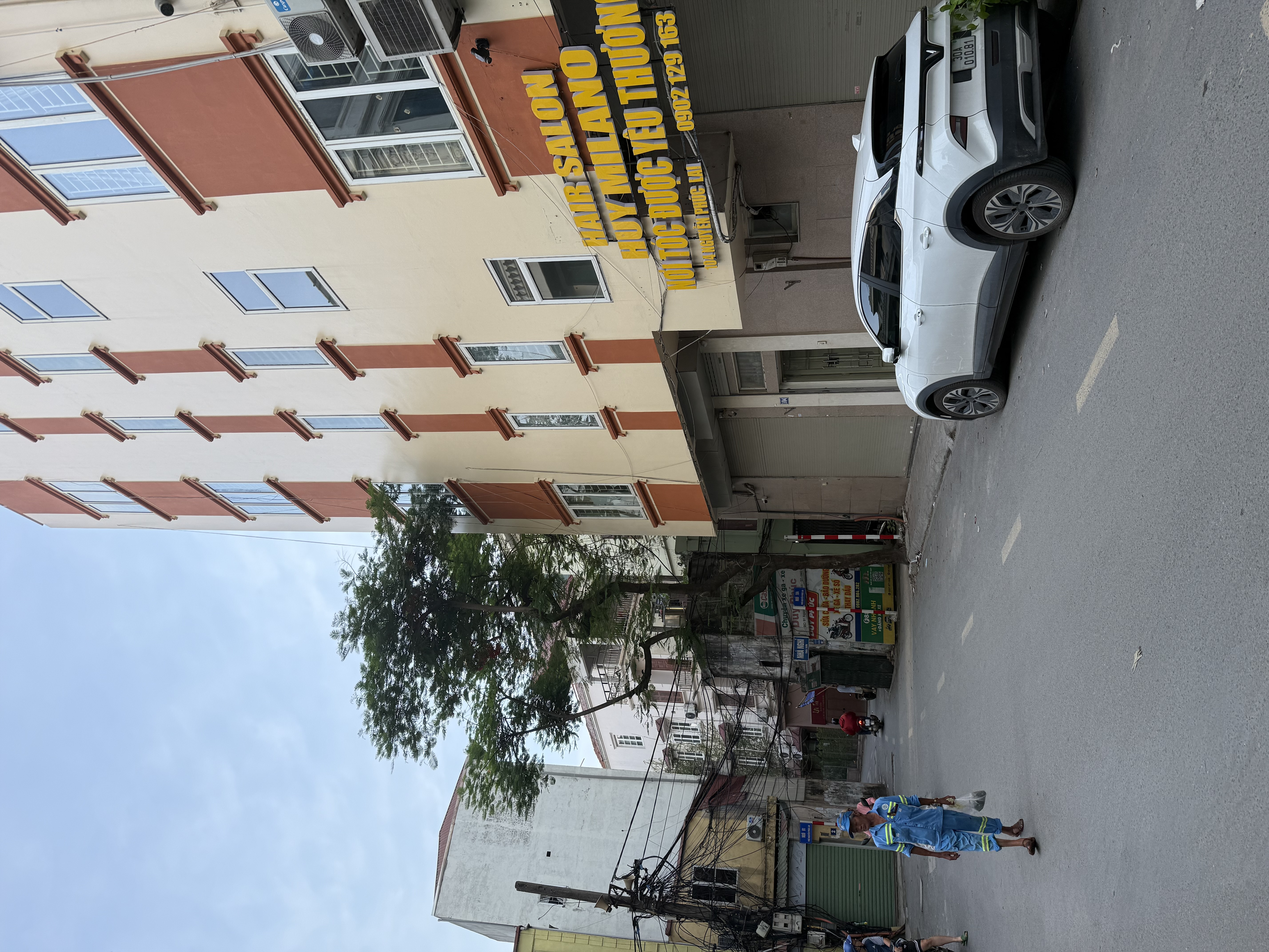 Cho thuê tầng 1 nhà 2 mặt tiền 104 Nguyễn Phúc Lai