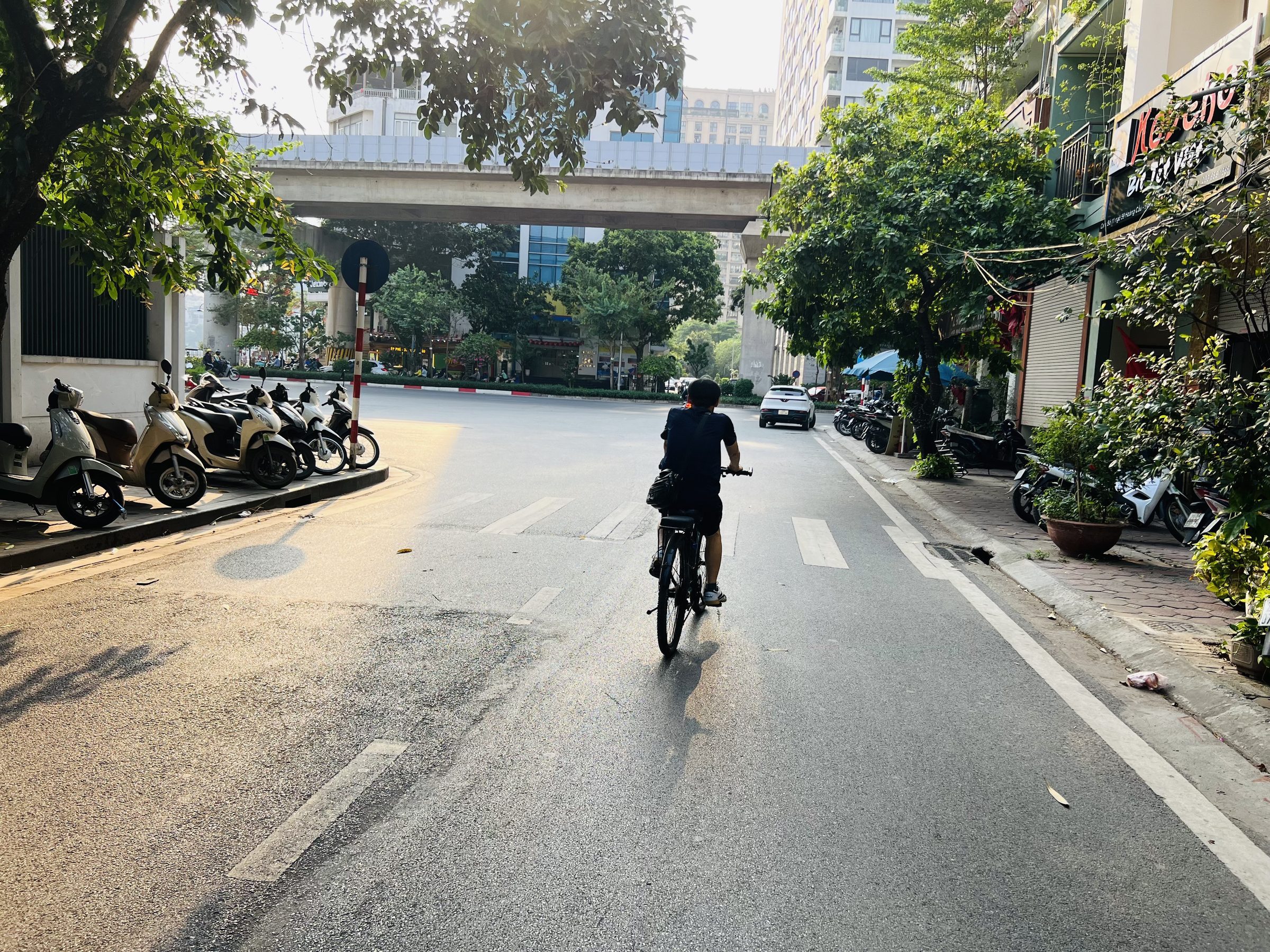 Cho thuê Mặt bằng kinh doanh 230m² giá 30/ tháng tại Phường Ô Chợ Dừa Quận Đống Đa Hà Nội