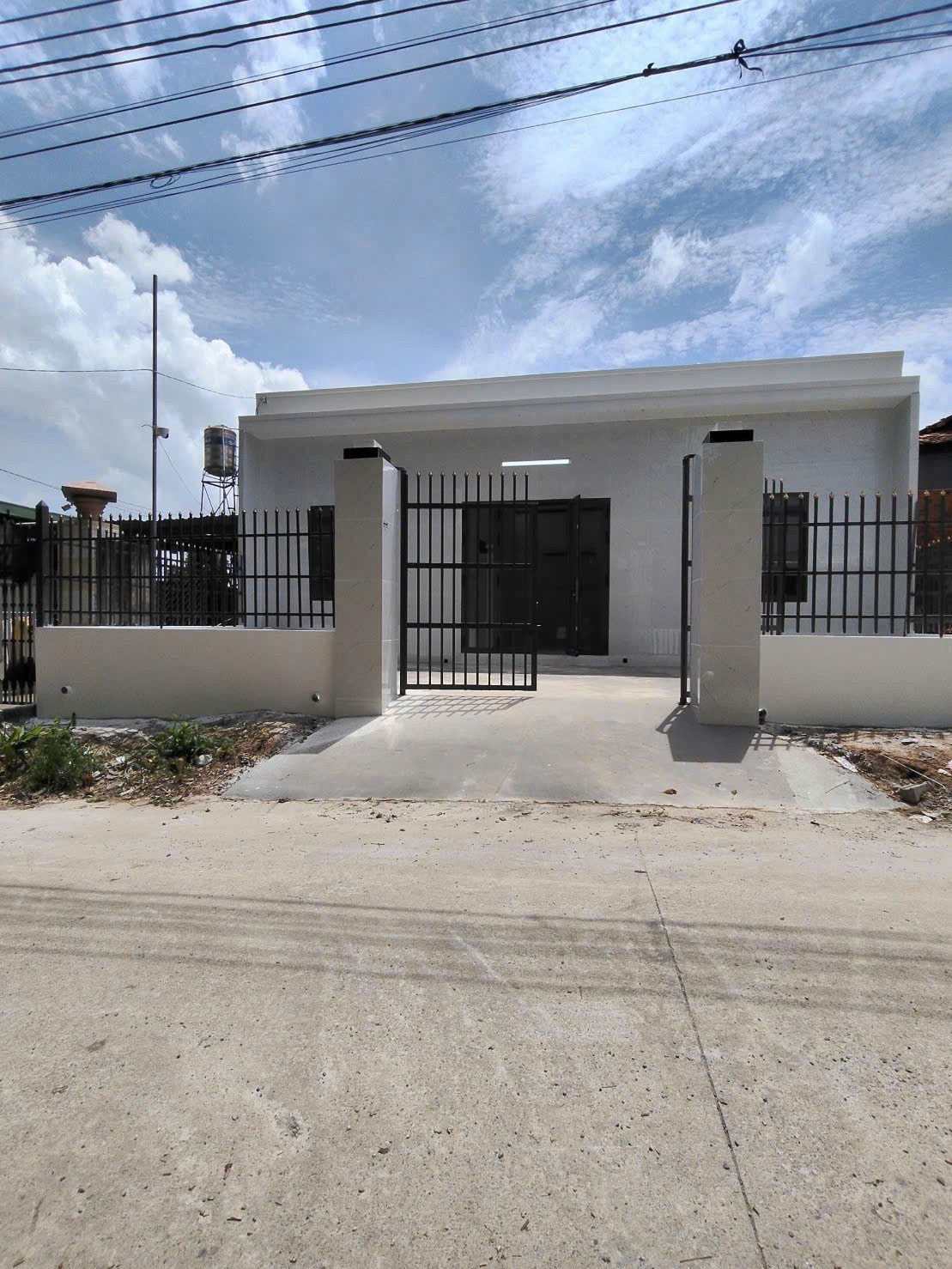 Bán Nhà riêng 113m² thổ cư 60m² giá 1.55 tỷ tại Phường Phú An TP. Hồ Chí Minh