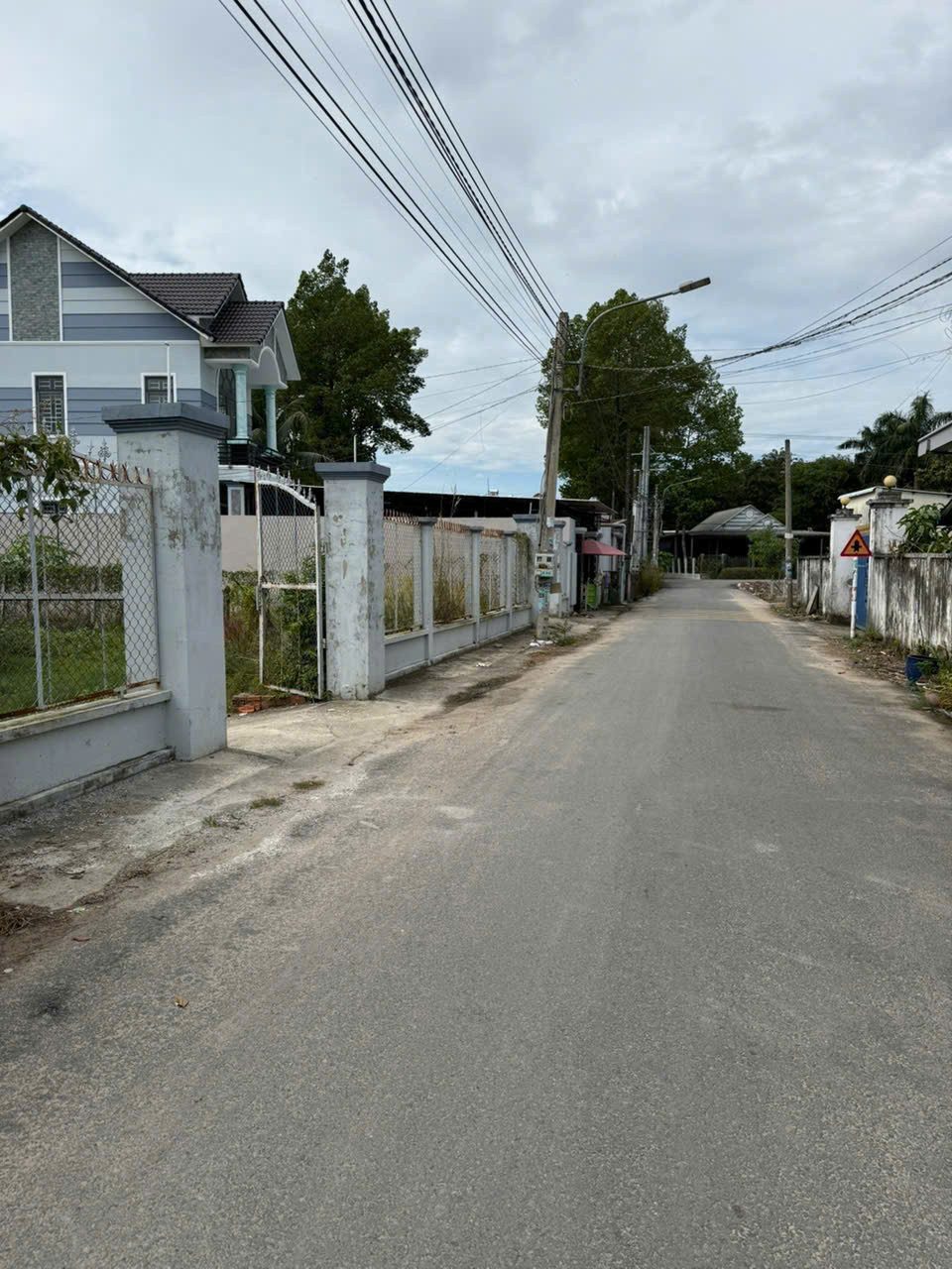 Bán đất 435.5m² có sẵn 100m² thổ cư ngang 5m giá 1.55 tỷ tại Phường Phú An