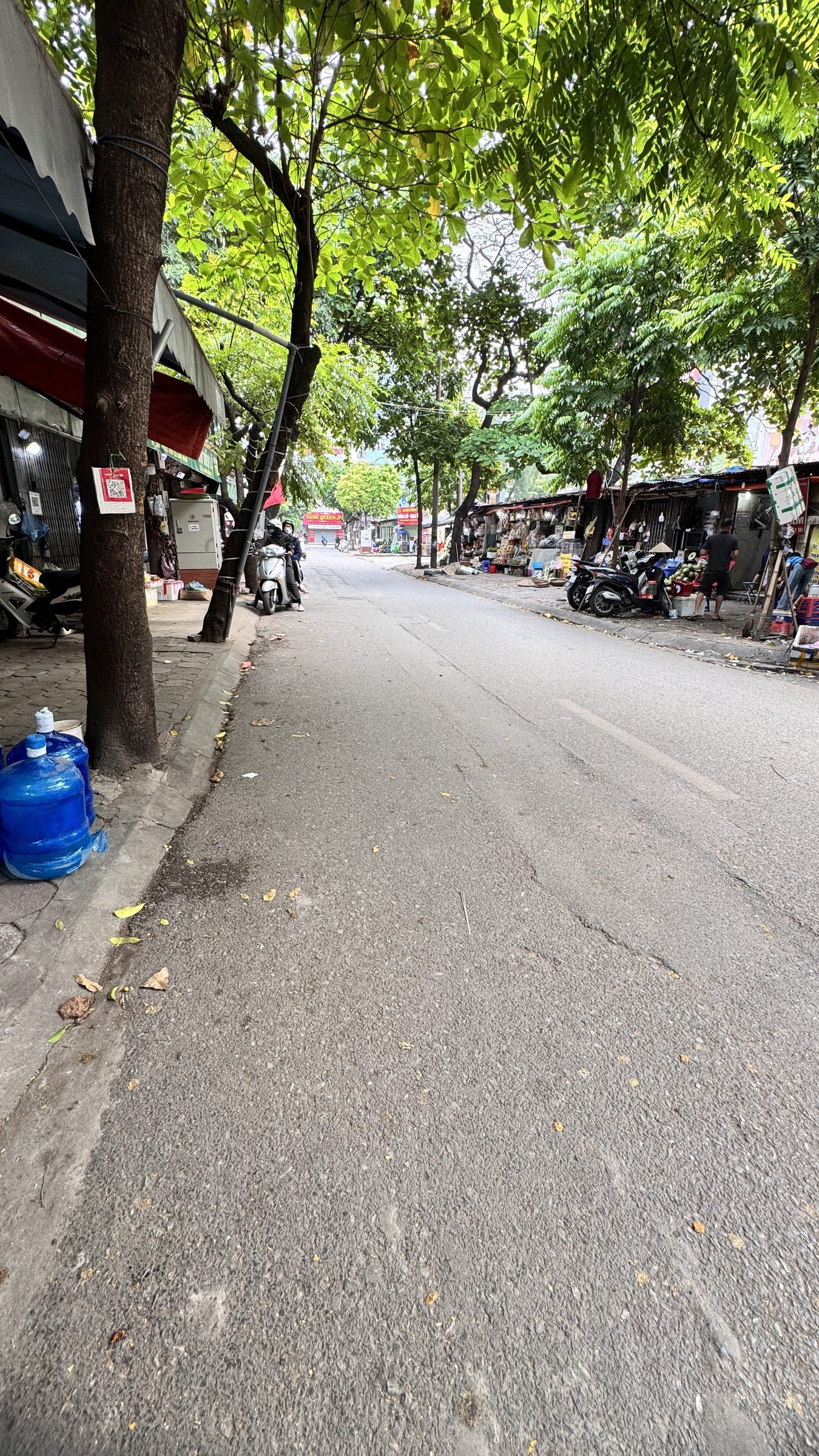 Gằn ĐH Thương Mại sổ 61 m, 2 mặt ngõ thông, mặt tiền gần 5m, 11 tỷ hơn
