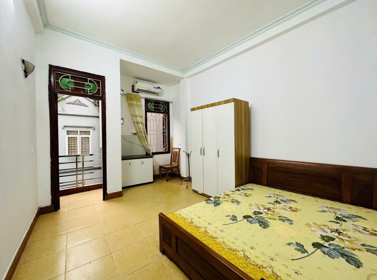 🔥 PHÒNG ĐẸP Ở LUÔN - CÁCH ĐẠI HỌC CÔNG NGHIỆP 700m 🔥

💫 Giá rẻ - phòng rộng