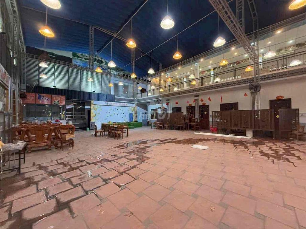 Cho thuê mặt bằng 750m2 Trung tâm Thủ Dầu Một - Bình Dương