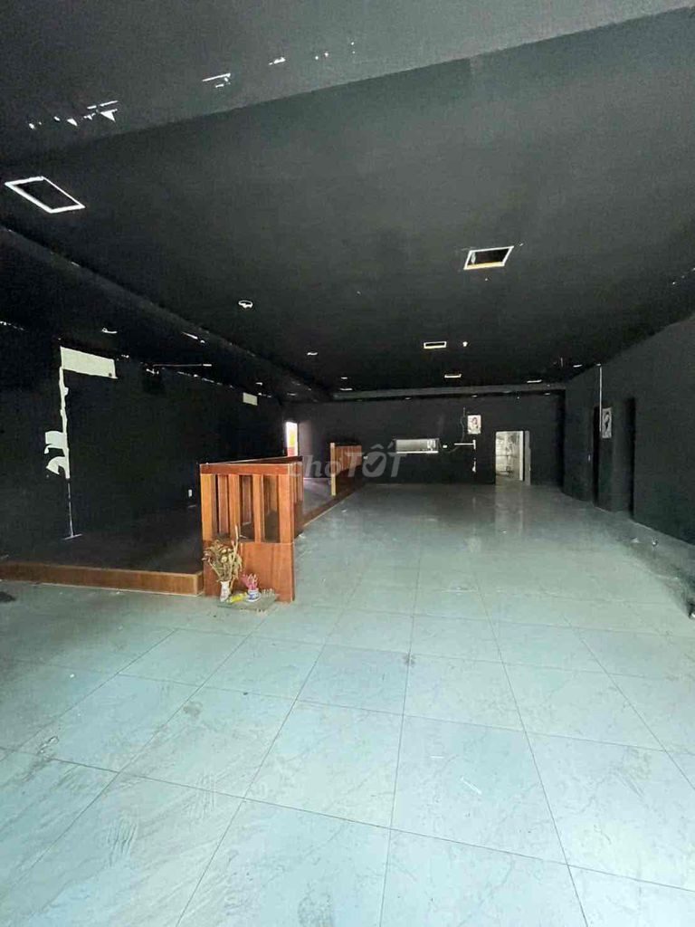 Cho thuê mặt bằng ngang 15 ngay trung tâm Phường Phú Hoà Bình Dương