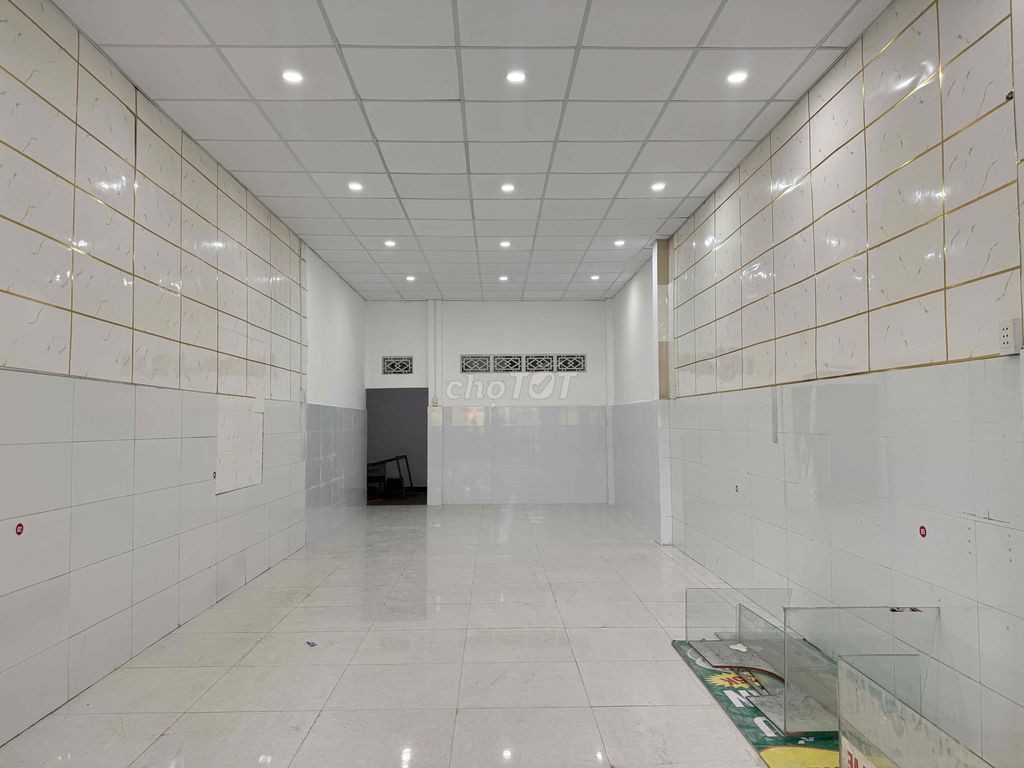 Cho thuê mặt bằng đường 30/4 Phú Hoà gần ngay toà nhà Becamex
