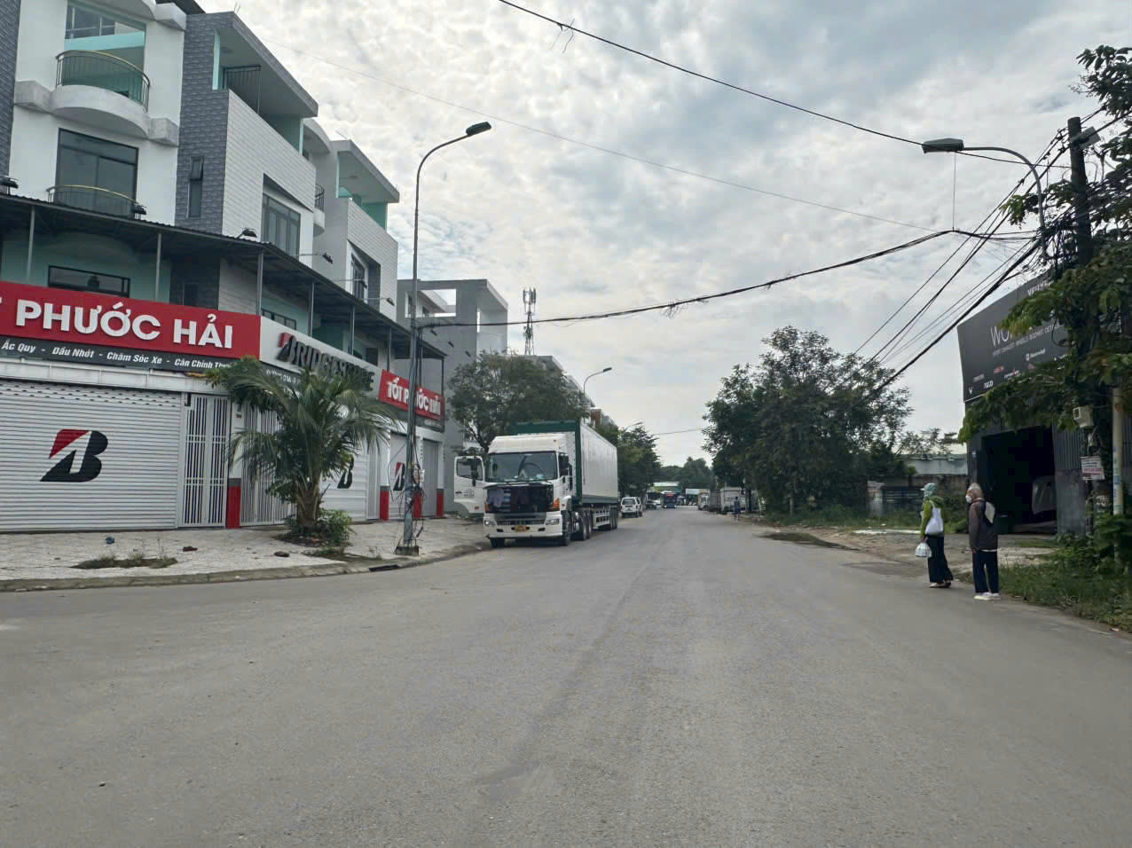 BDS  HVL Cho thuê  nhà mới xây  3 tầng đường LIÊN PHƯỜNG
