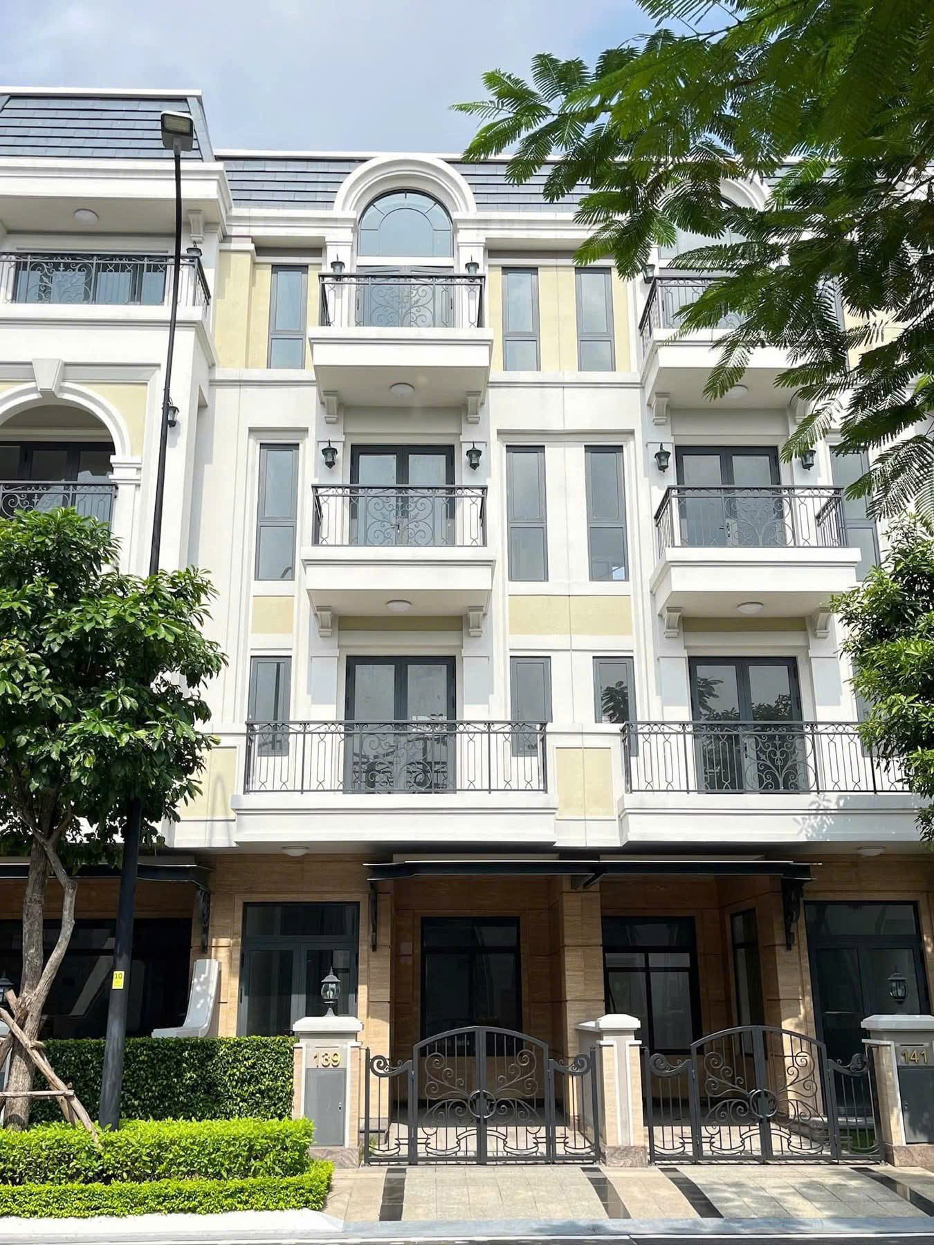 BDS HVL [NC] cần bán 2 căn shophouse The  Classia đối diện khu căn hộ cao cấp mường thanh.