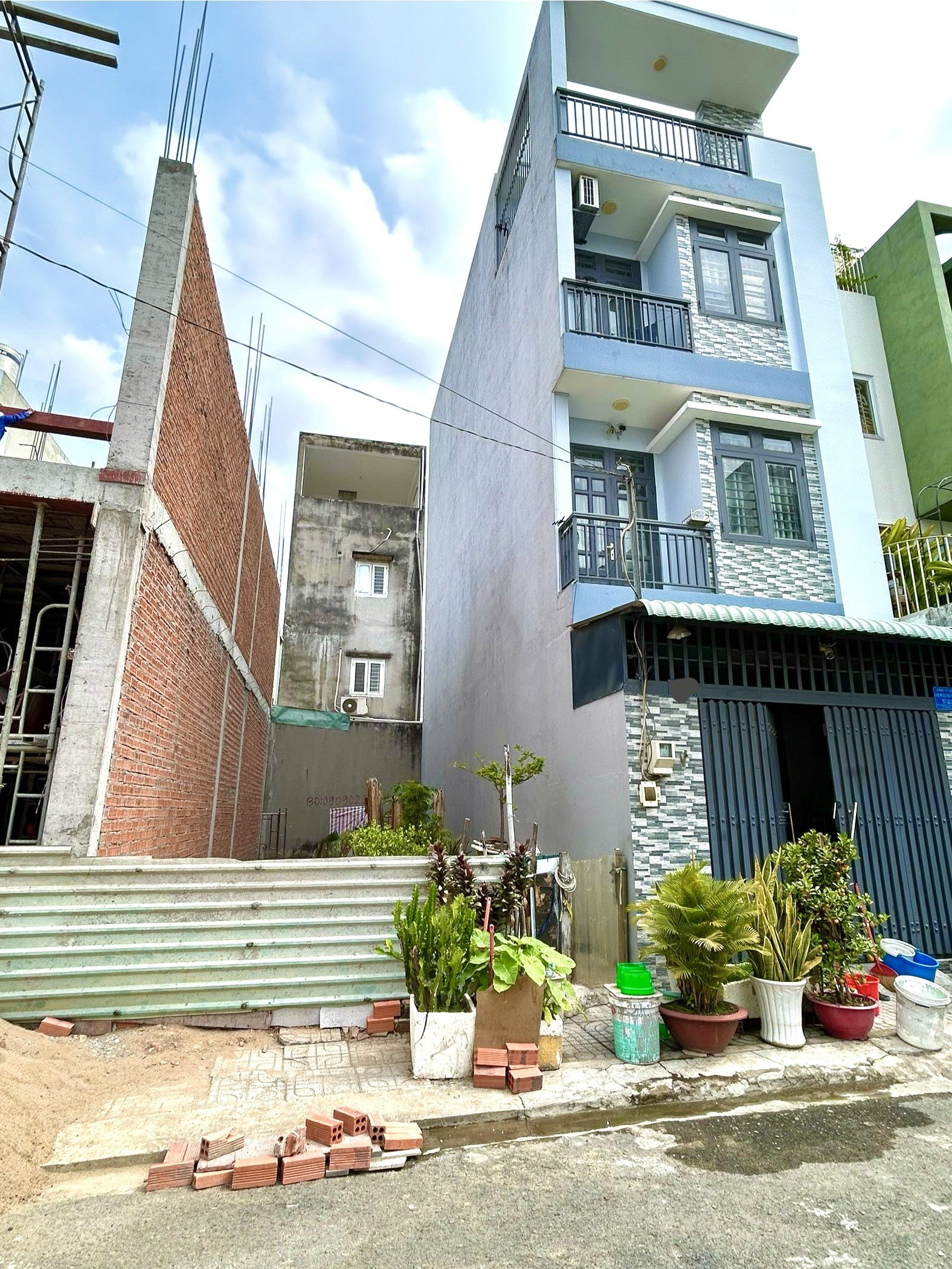 ĐẤT NỀN 60M2 – HẺM XE HƠI – ĐƯỜNG 970, NGUYỄN DUY TRINH, Q9 cũ. Chỉ 4.7 đồng