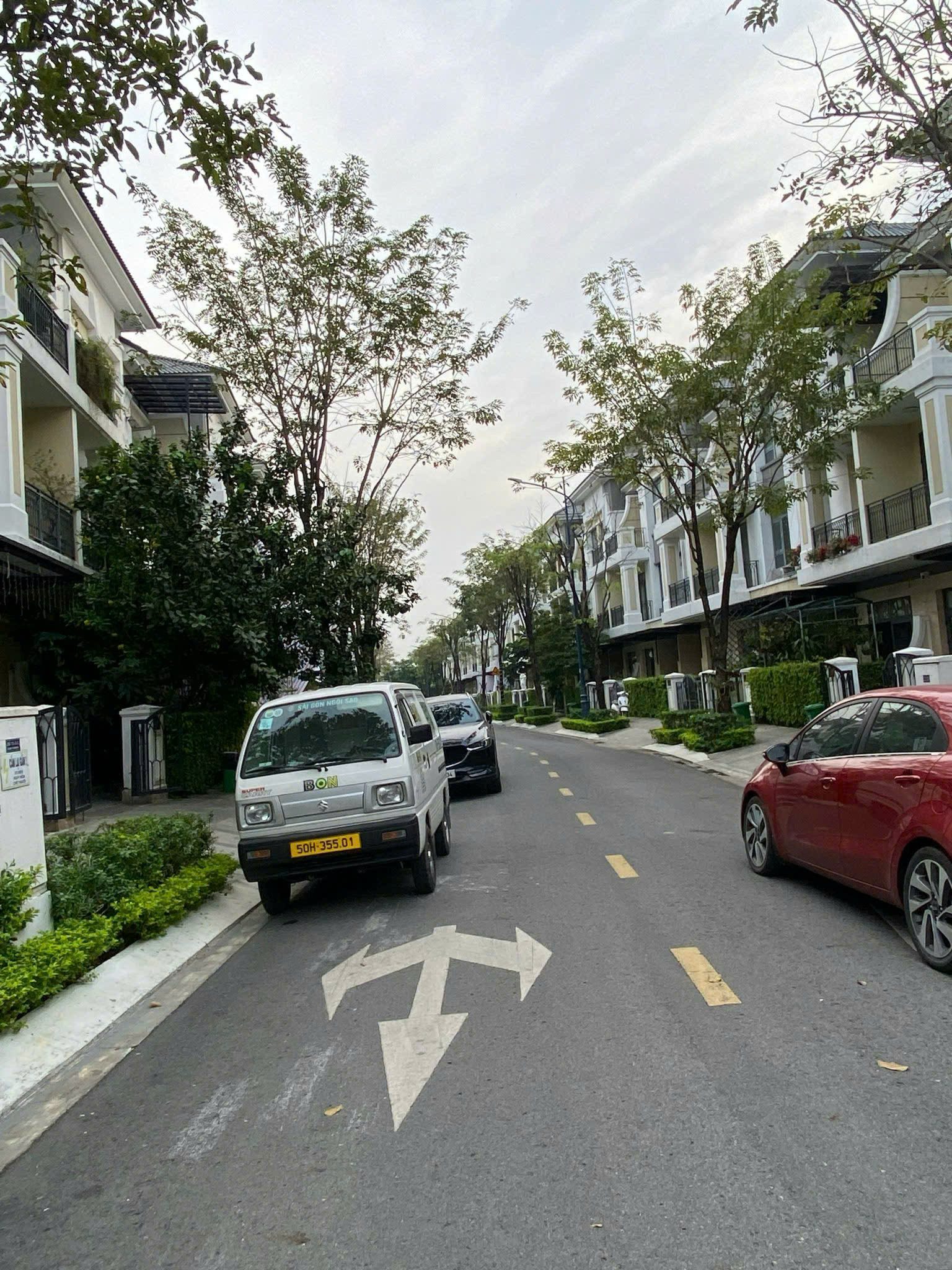 BDS HVL LVCC CHO THUÊ VEROSA Q9 TIỆN LÀM KHO VĂN PHÒNG GIÁ RẺ CHỈ 15 TRIỆU/THÁNG