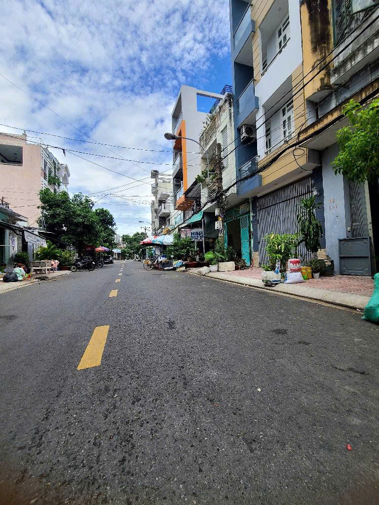 Mặt Tiền CXPL (An Dương Vương) - DT: 60m2 (4mx15m) - Nhà C4 Tiện Xây Mới - SHR Nhỉnh 8 Tỷ TL Mạnh
