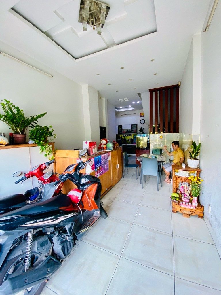 MẶT TIỀN BỜ KÈ QUẬN 6 – 4 TẦNG BTCT – 4PN – NỞ HẬU TÀI LỘC – CHỈ NHỈNH 8 TỶ