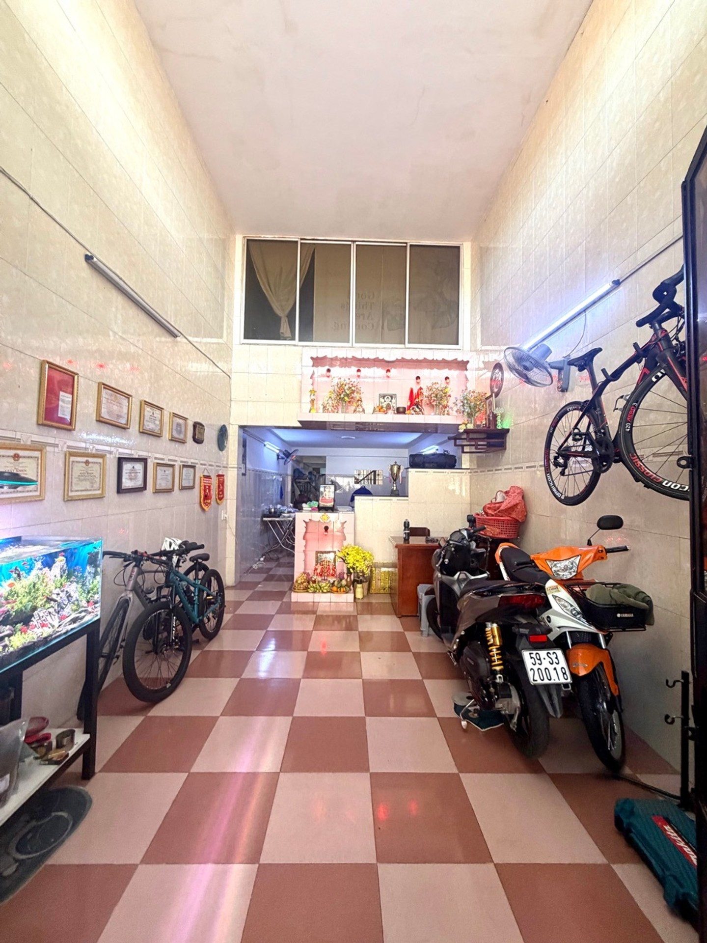 NHÀ ĐẸP 4 TẦNG NGUYỄN VĂN LUÔNG Q6 – 70M² – XE HƠI TỚI CỬA – 4PN – CHỈ NHỈNH 9 TỶ
