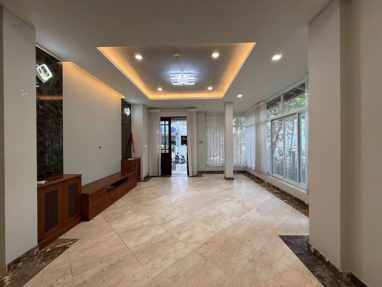BDS HVL Cho Thuê Góc Mỹ Kim - Phú Mỹ Hưng.