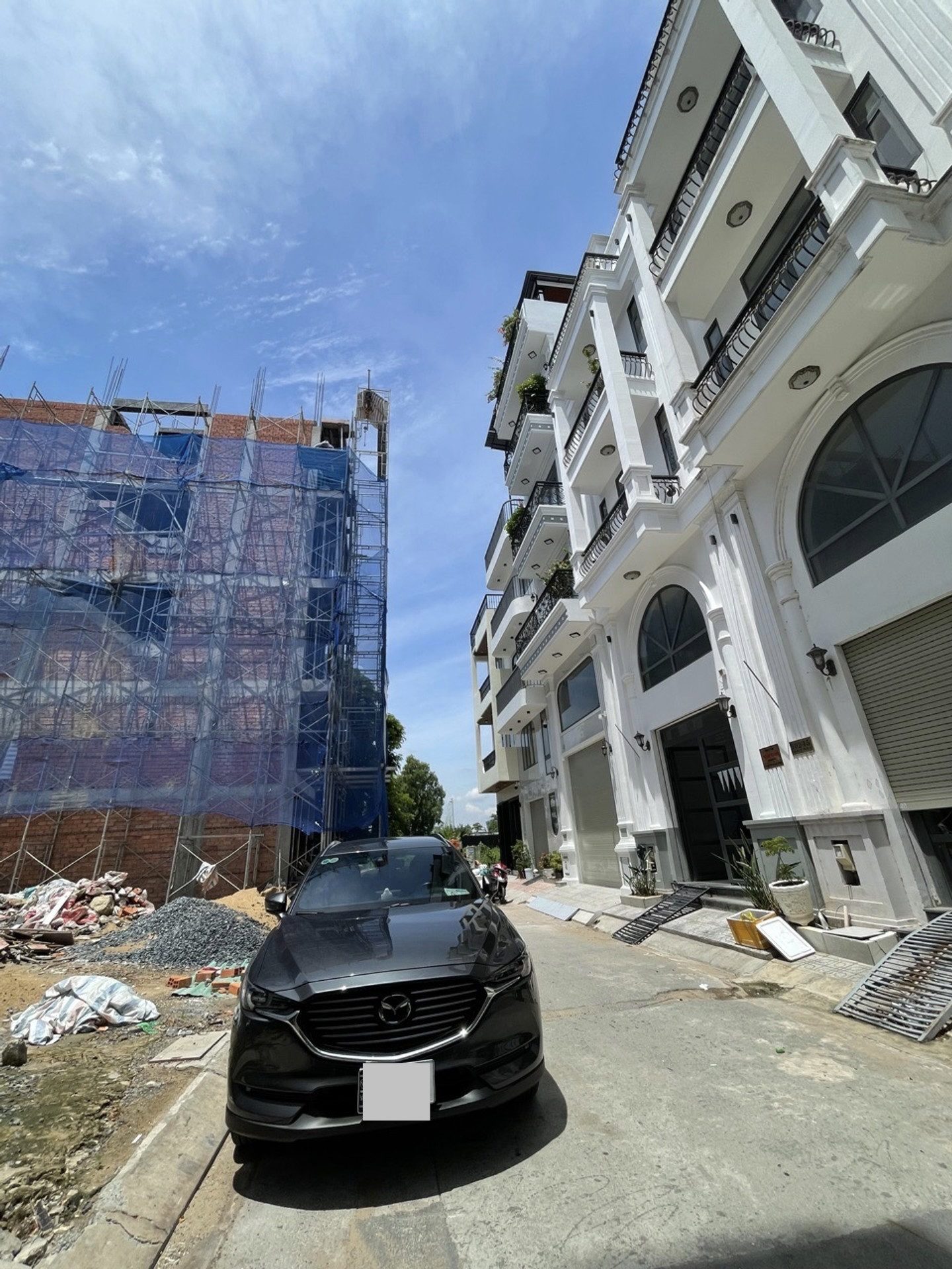 Thổ cư 100% ngay Hoàng Quốc Việt; cách Phú Mỹ Hưng 400m; ngang 5 vuông vức; khu đồng bộ