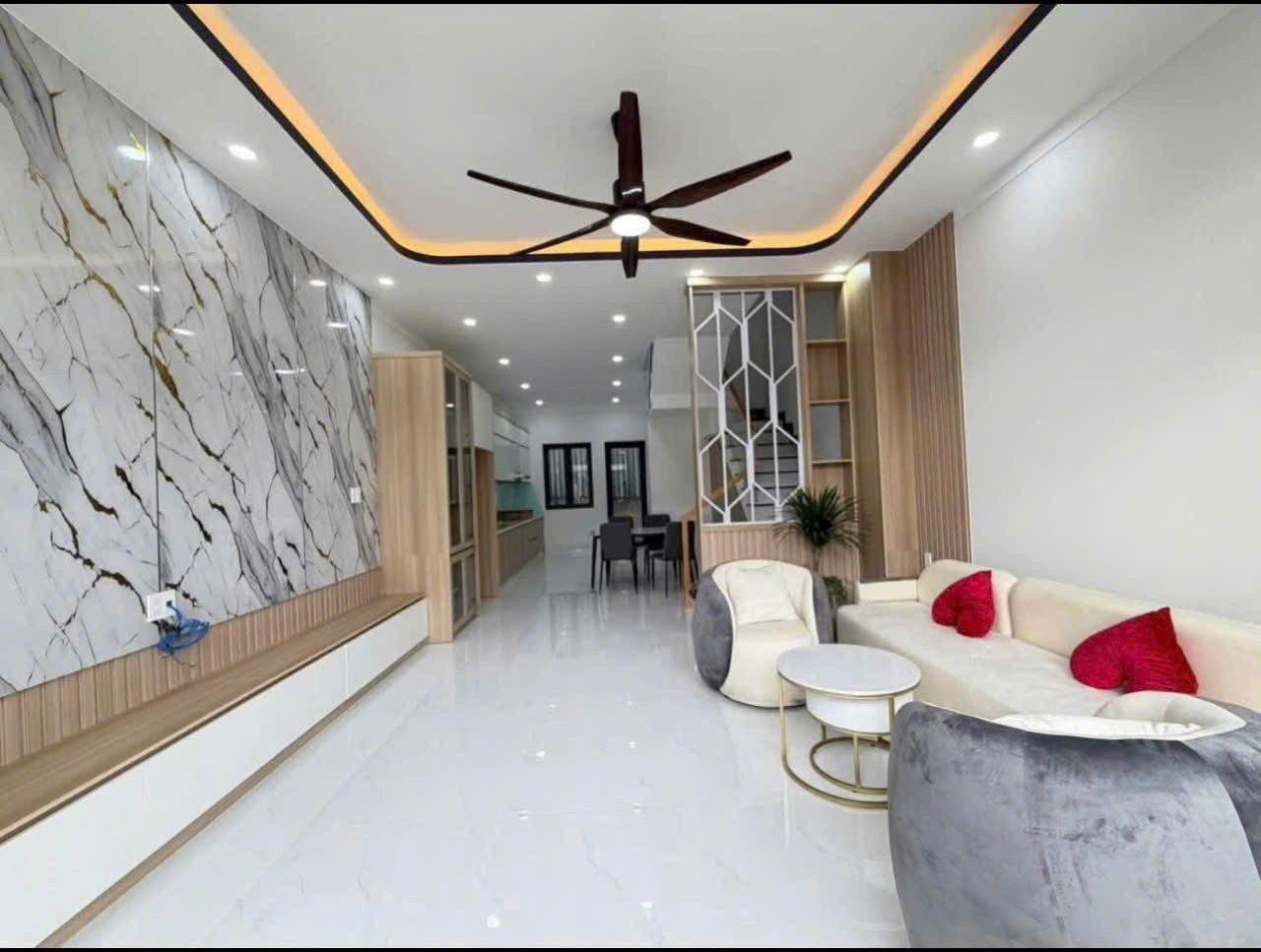 Cho thuê nhà mặt tiền DX043  Phú Mỹ, Thủ Dầu Một