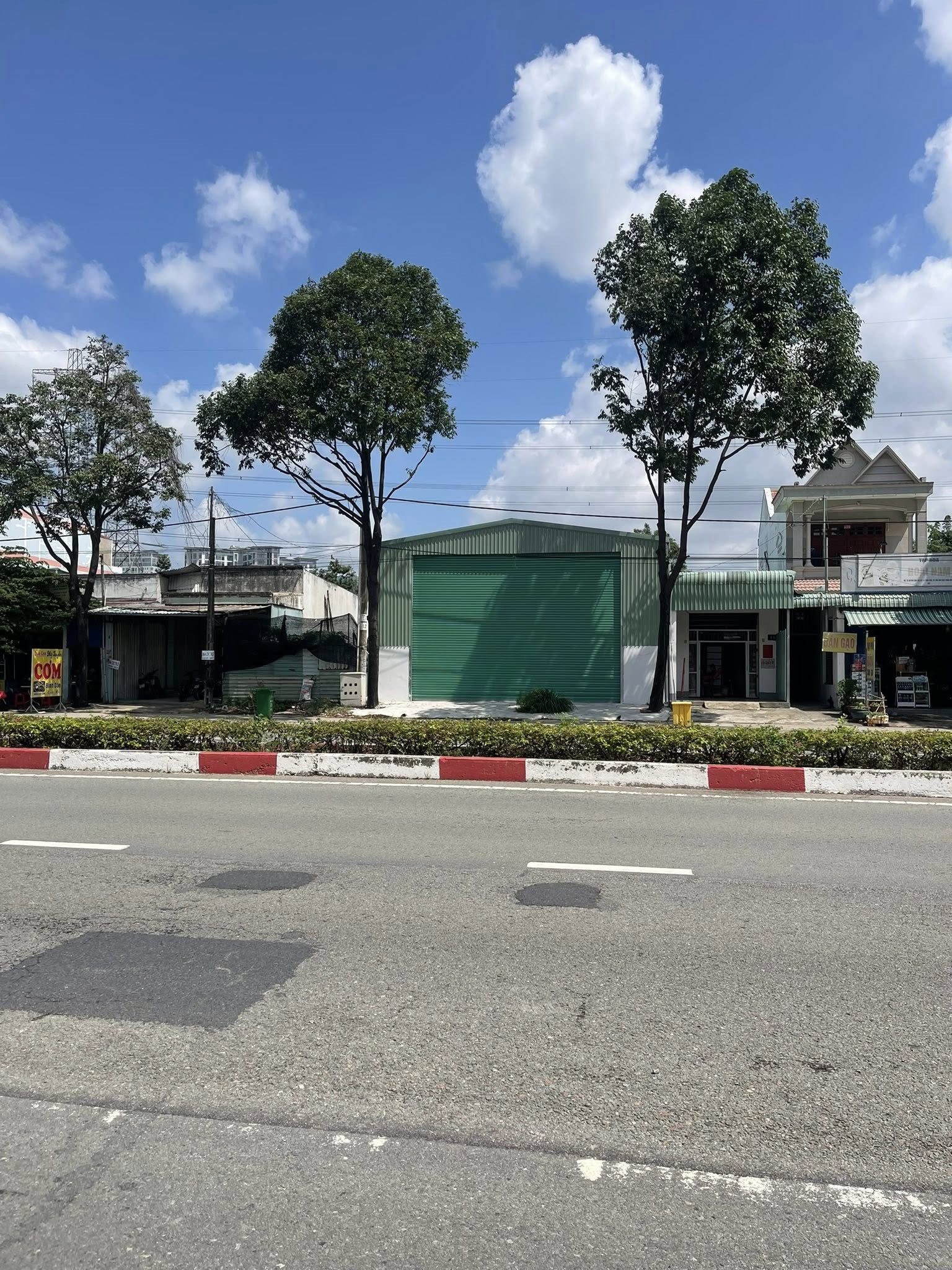 Cho thuê Kho, nhà xưởng 300m² giá 25 triệu/ tháng tại Phường Phú Mỹ Thành phố Thủ Dầu Một Bình Dương