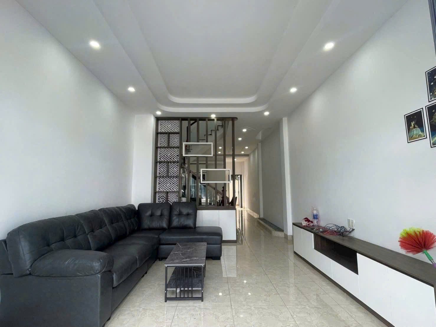 Cho thuê Nhà riêng giá 12 triệu tại - Chọn - Phường Phú Mỹ Thành phố Thủ Dầu Một Bình Dương