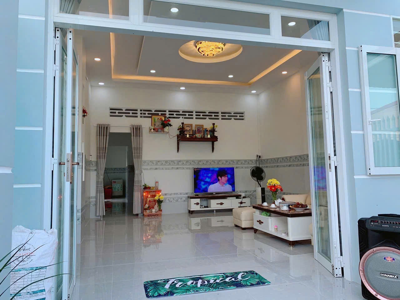 Bán nhà 160m2 ngang 9m kênh tập đoàn Phường Phú Tân,Gía 2,8 tỷ