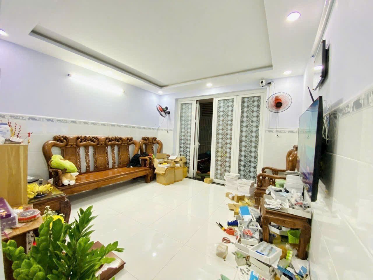 Bán Nhà Hẻm Xe Tải Tránh - Thoại Ngọc Hầu - Tân Phú - 72M2 - Không Lộ Giới - Giá 7.5 Tỷ