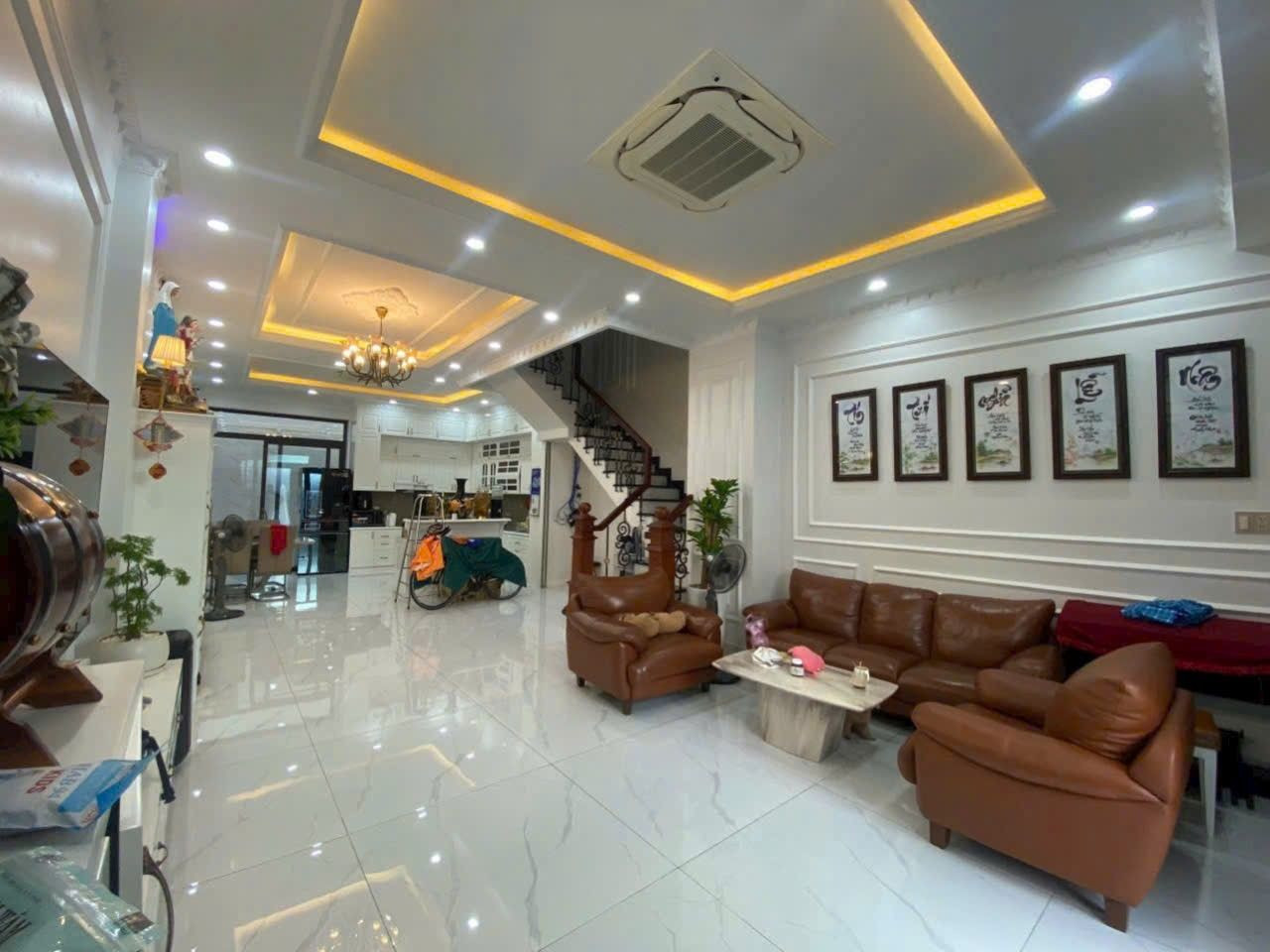 Hẻm 6m Lê Thúc Hoạch, 78m2, 5.3×15, 4 Tầng BTCT 5PN, Sát Chợ Vải Phú Thọ Hòa, Chỉ 9.7 Tỷ TL