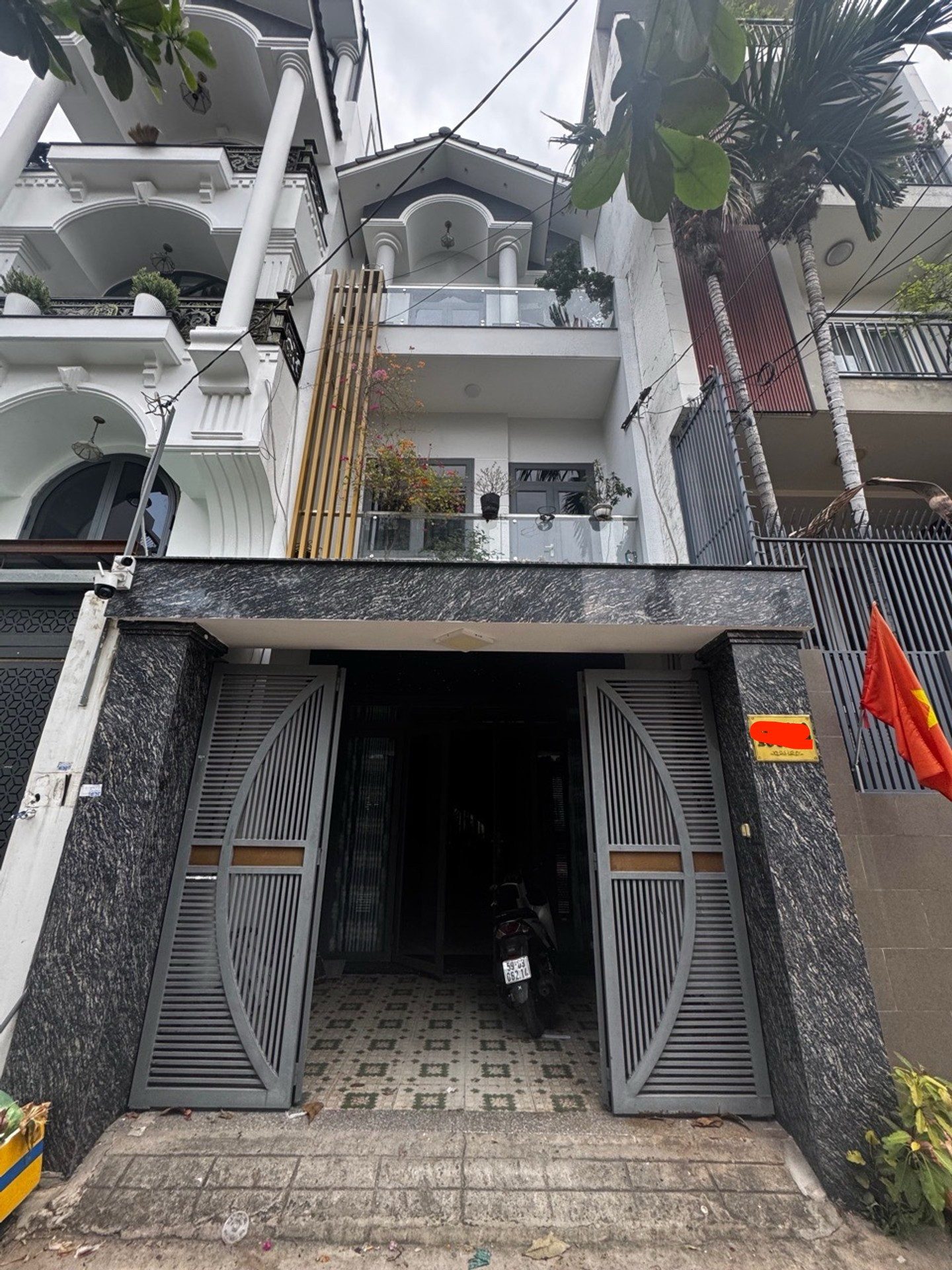 HXH 6m đường Nguyễn Súy, 75m2, ngang 4.5m, 3 tầng, 4PN, xe hơi vào nhà, 9.4 tỷ TL