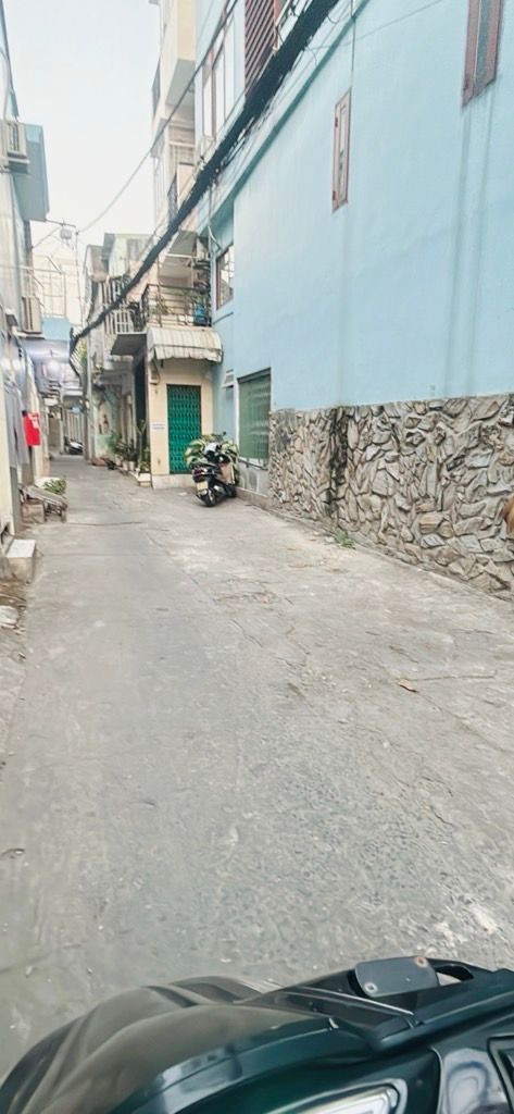CHDV NGAY NGUYỄN SÚY,TÂN PHÚ. HẺM 4M GẦN CHỢ,TRƯỜNG HỌC,BỆNH VIỆN...NGANG LỚN 4.8M